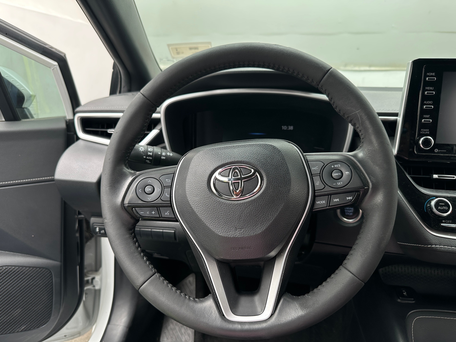 Thumbnail: 2022 Toyota Corolla - 5