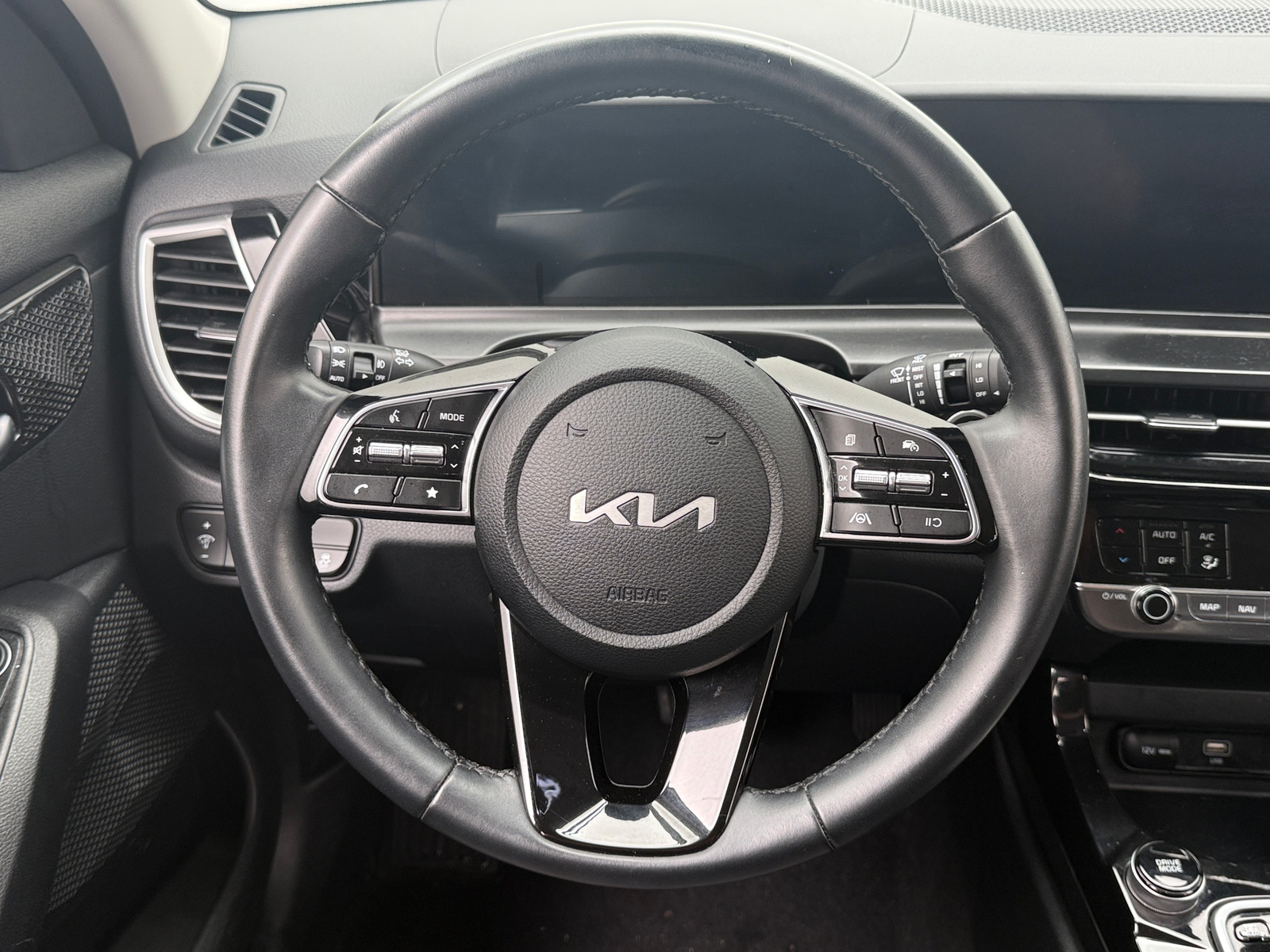 Thumbnail: 2025 Kia Seltos - 4