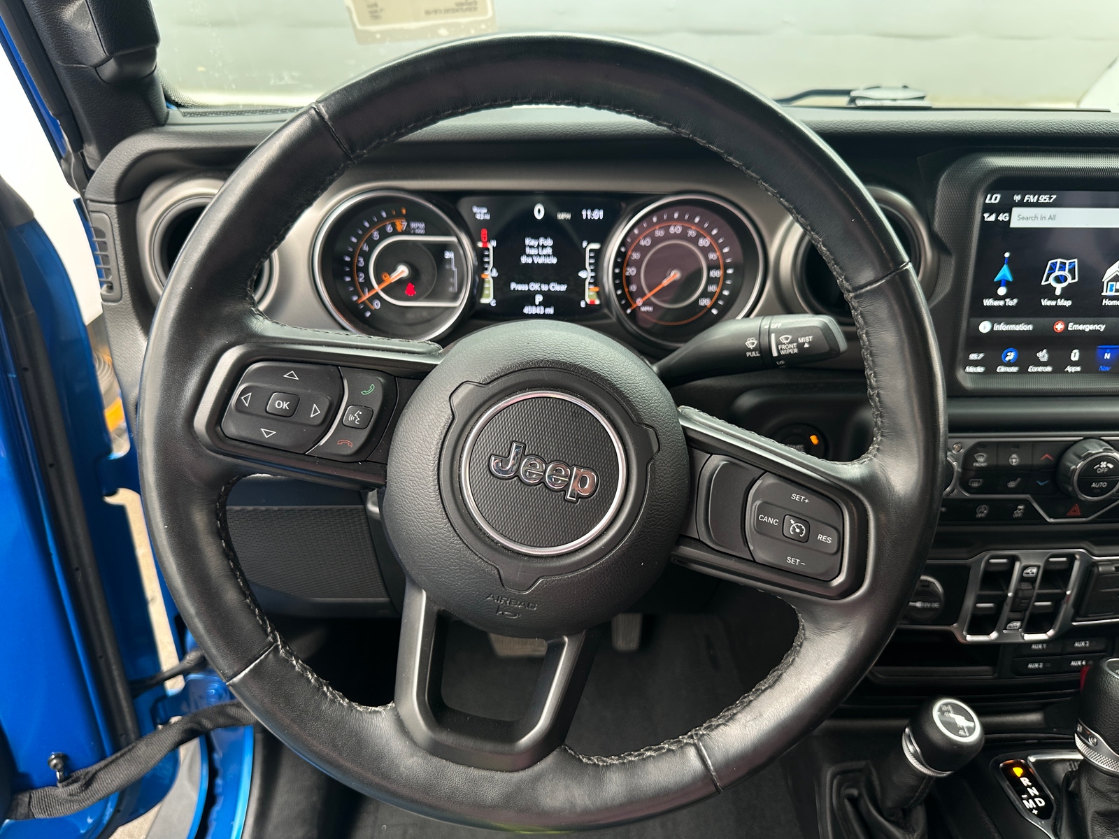Thumbnail: 2022 Jeep Gladiator - 4