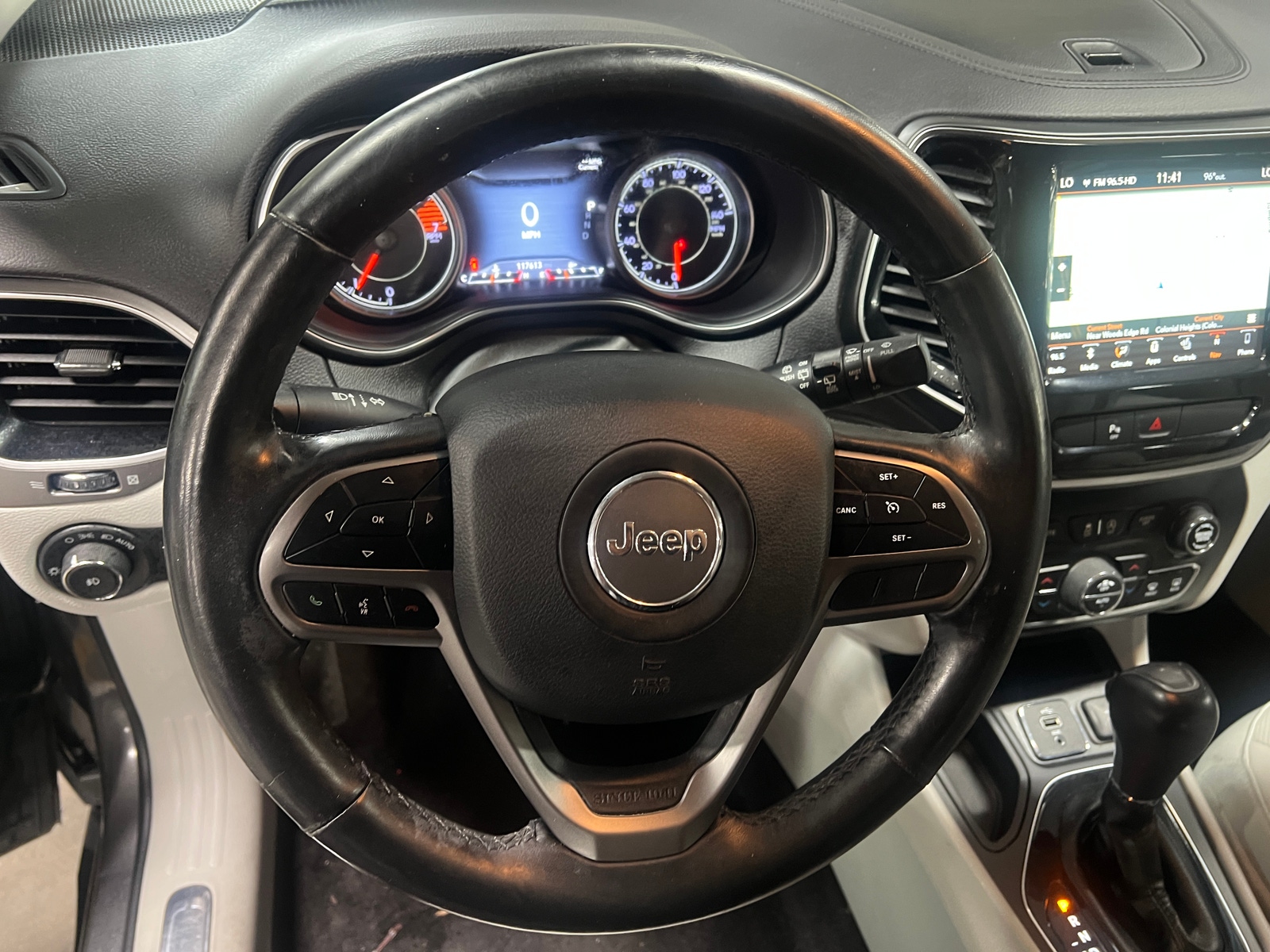 Thumbnail: 2019 Jeep Cherokee - 4