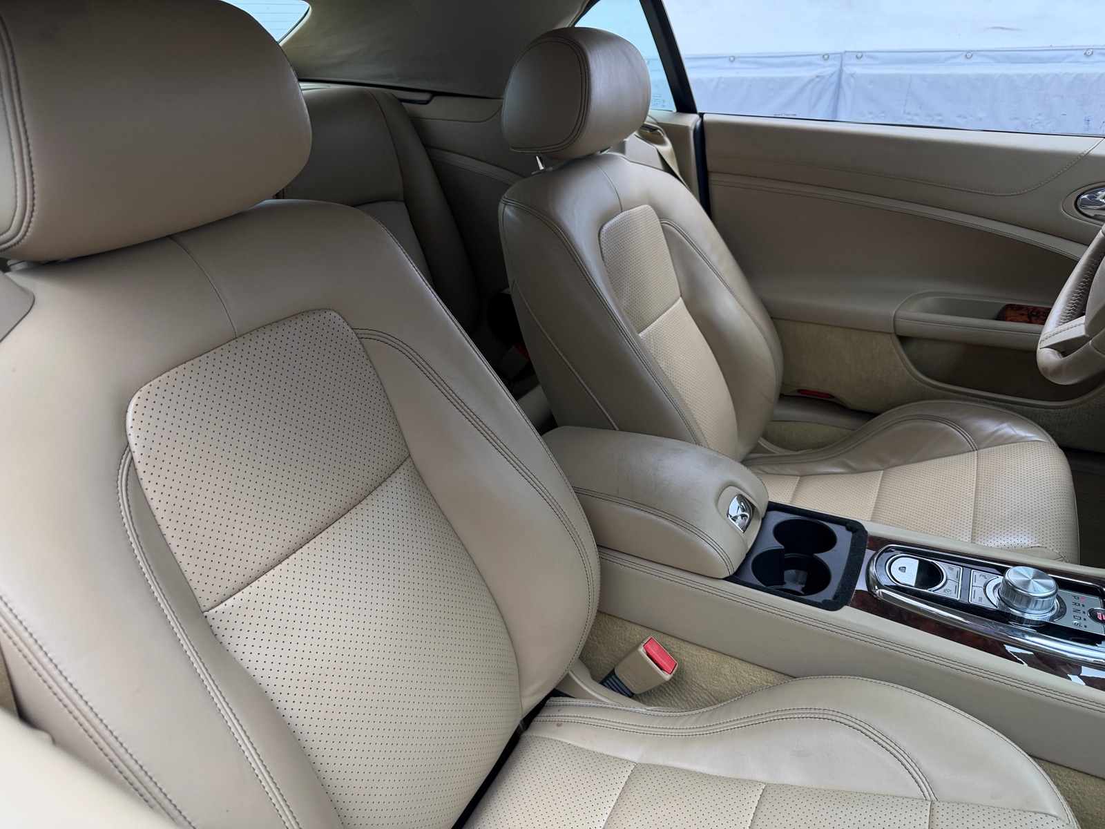 Thumbnail: 2010 Jaguar XK - 2