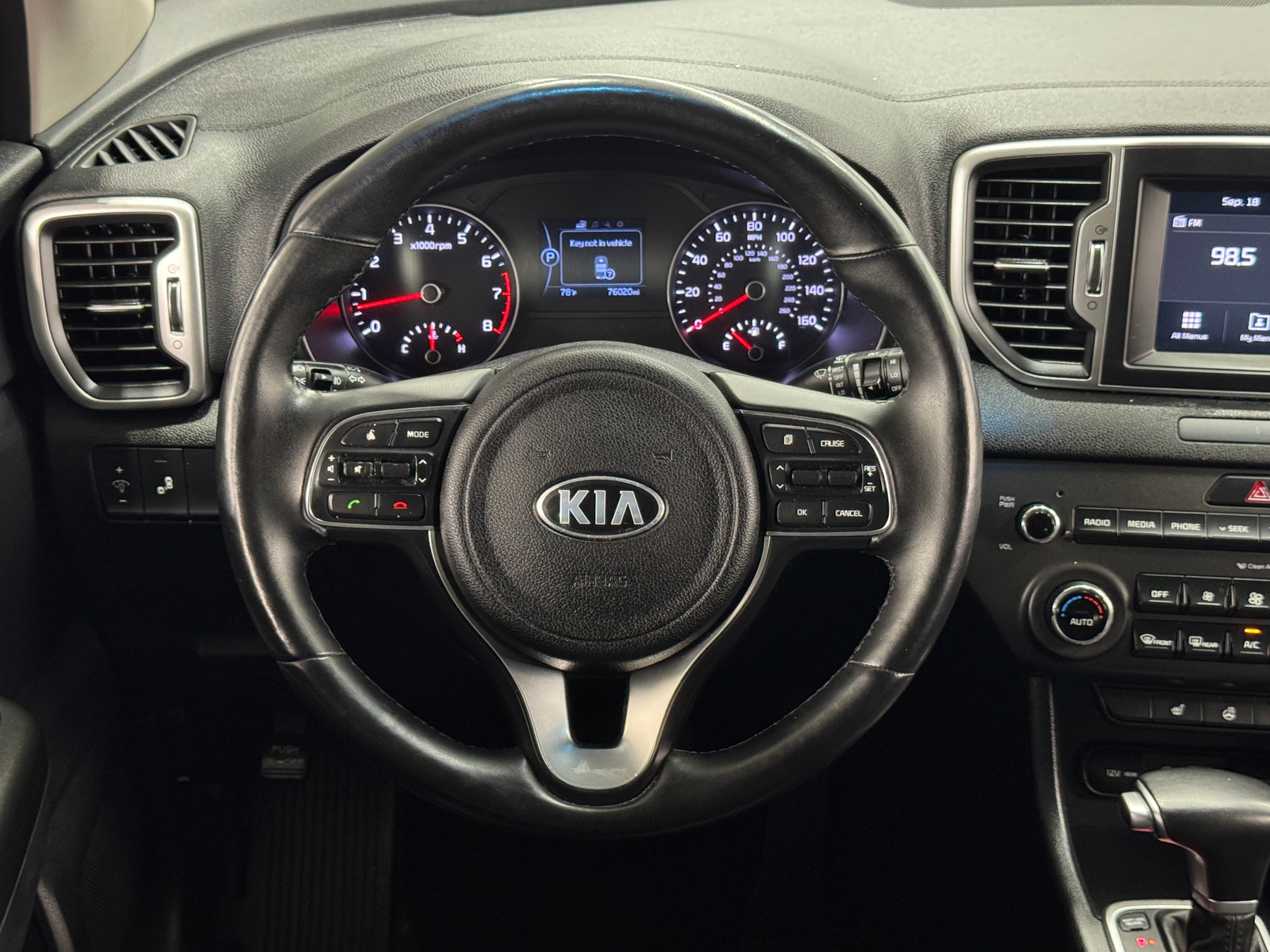 Thumbnail: 2017 Kia Sportage - 4