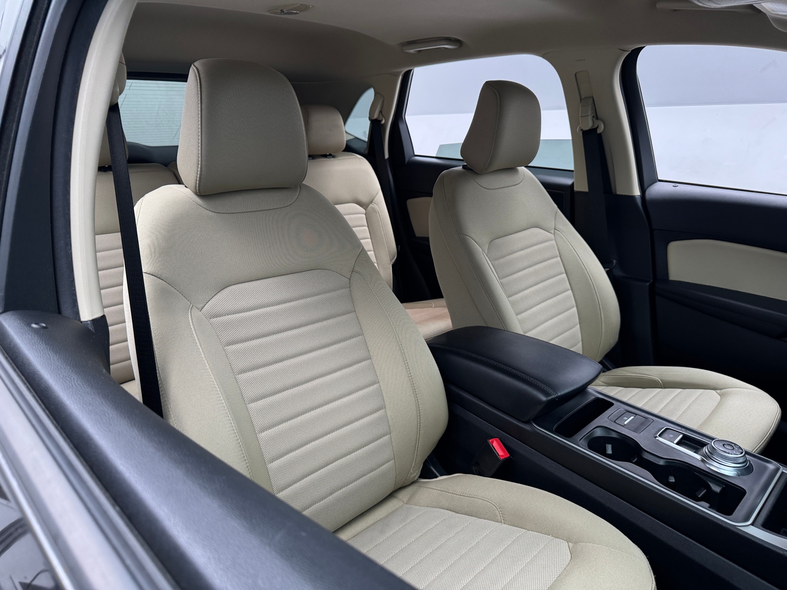 Thumbnail: 2022 Ford Edge - 2