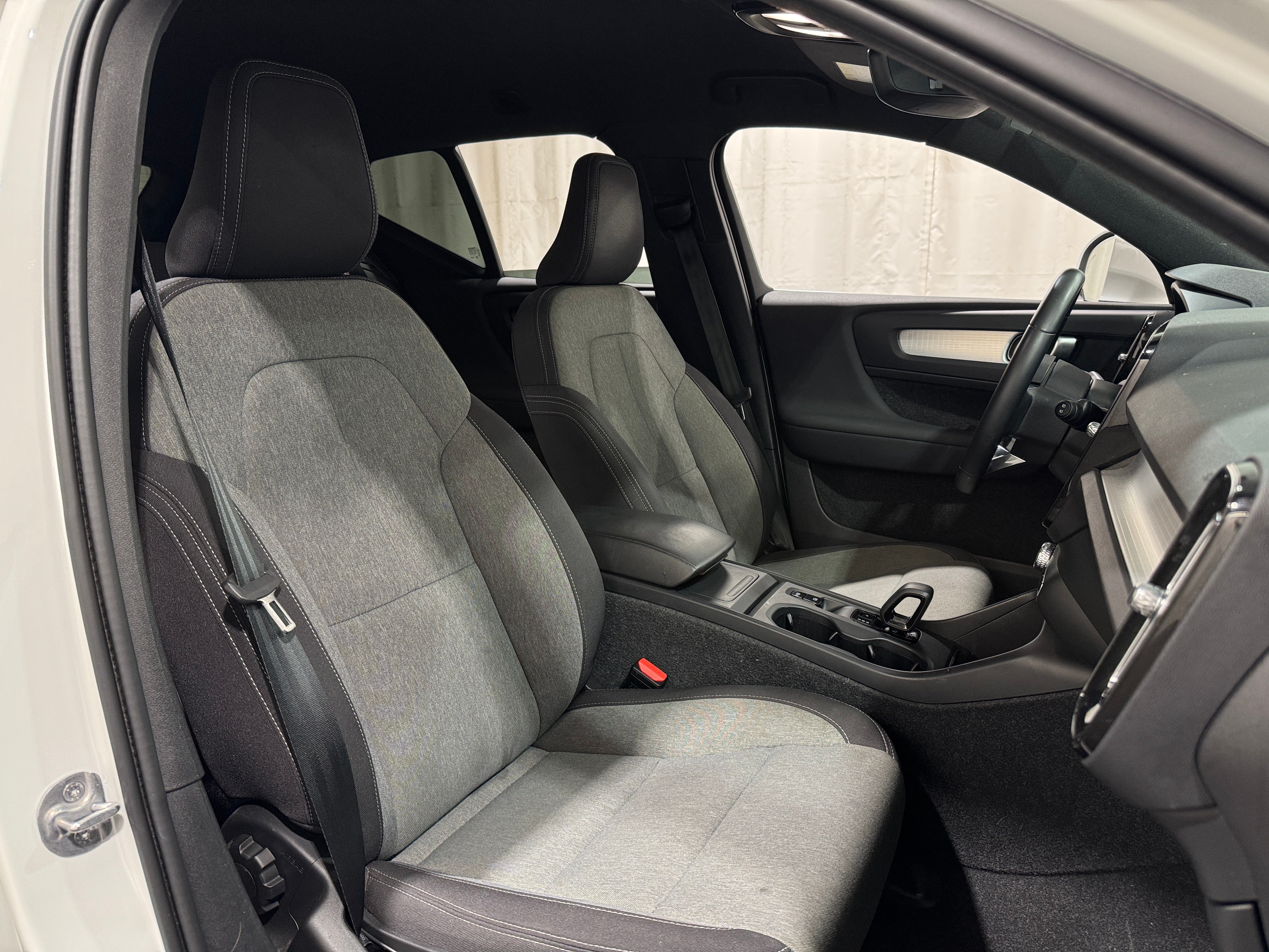 2024 Volvo XC40