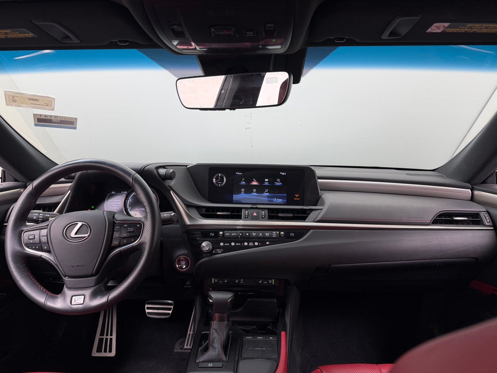 Thumbnail: 2021 Lexus ES - 3