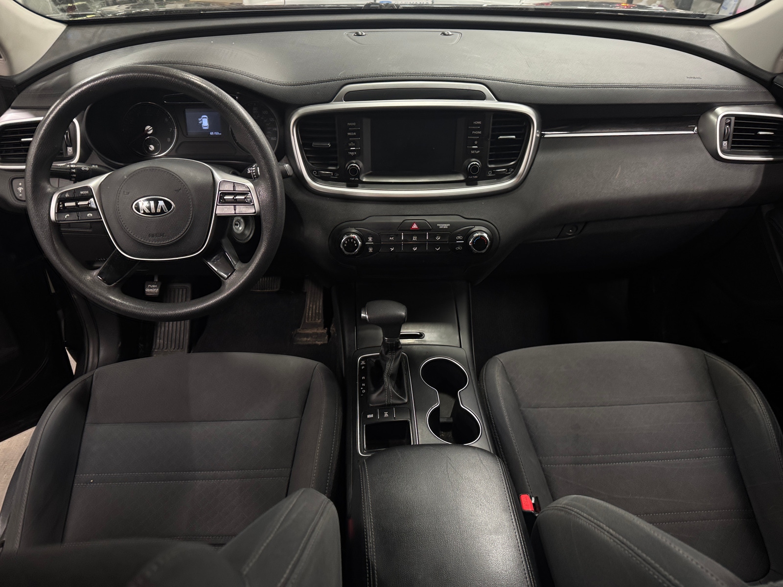 Thumbnail: 2019 Kia Sorento - 3