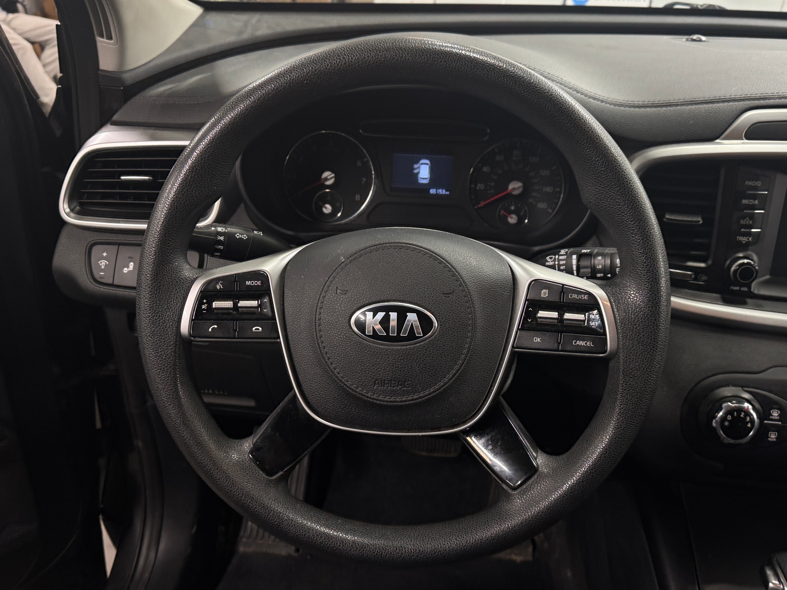 Thumbnail: 2019 Kia Sorento - 5