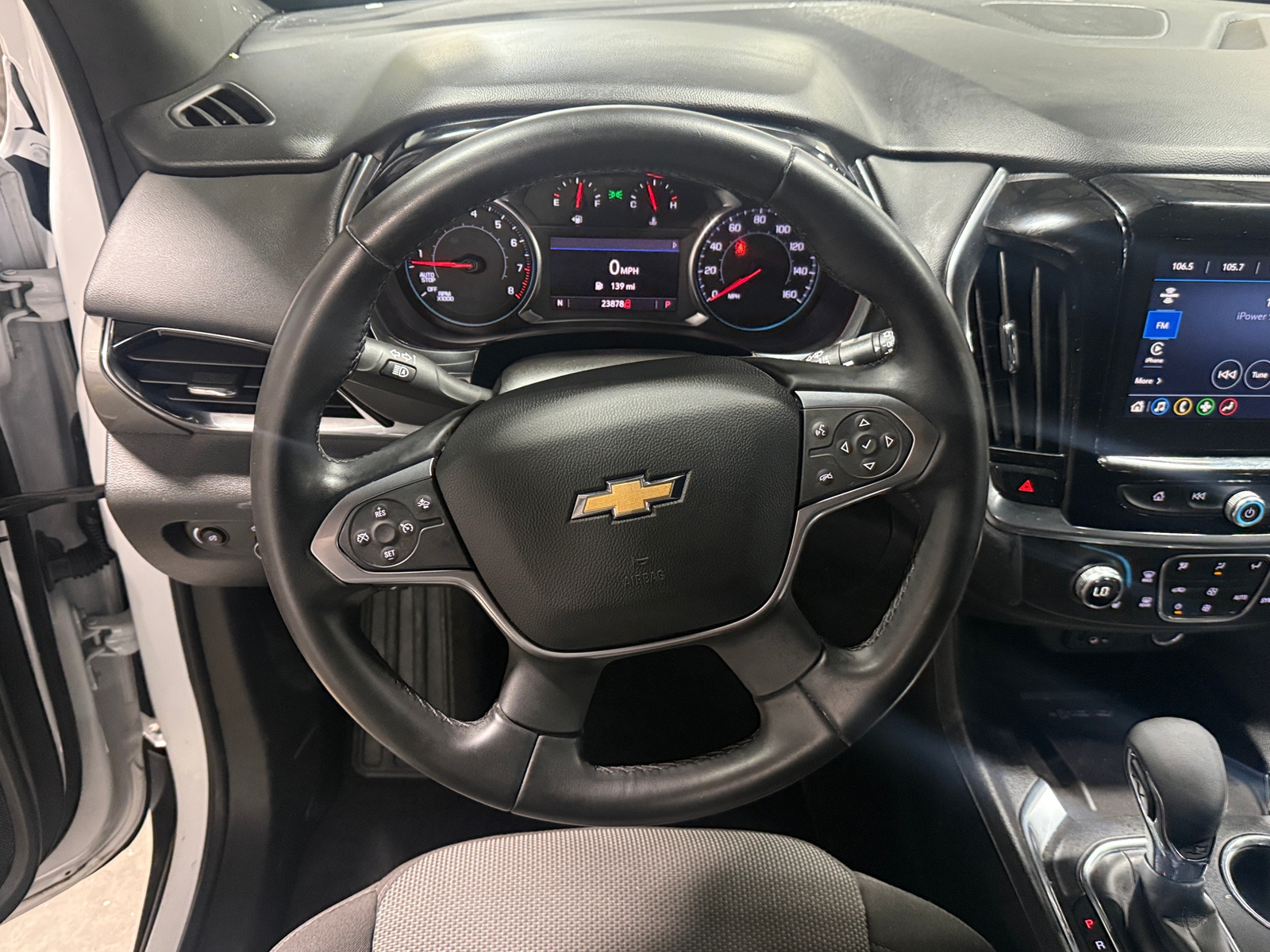 Thumbnail: 2023 Chevrolet Traverse - 5
