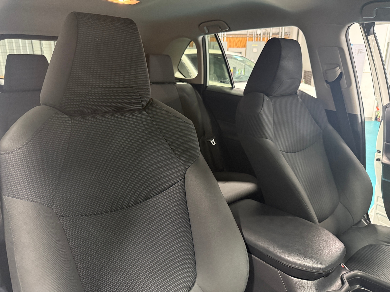 Thumbnail: 2020 Toyota RAV4 - 2