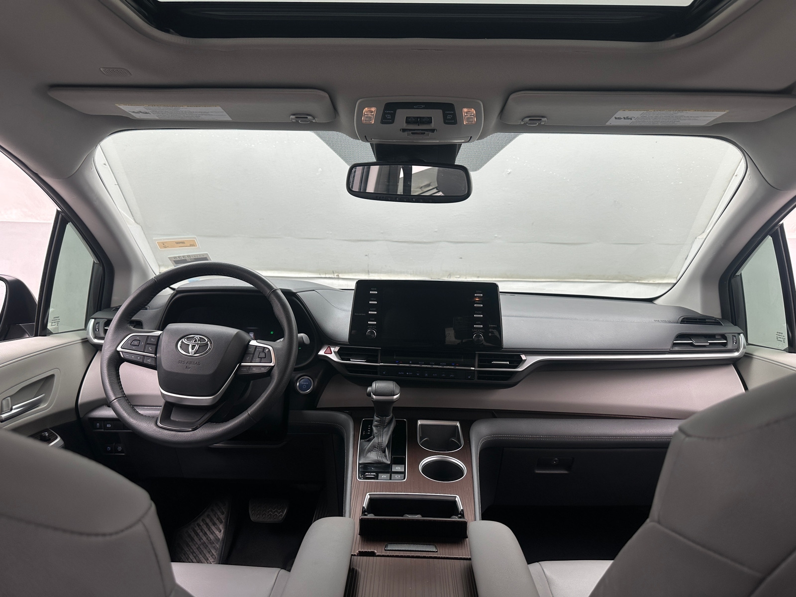 Thumbnail: 2021 Toyota Sienna - 2