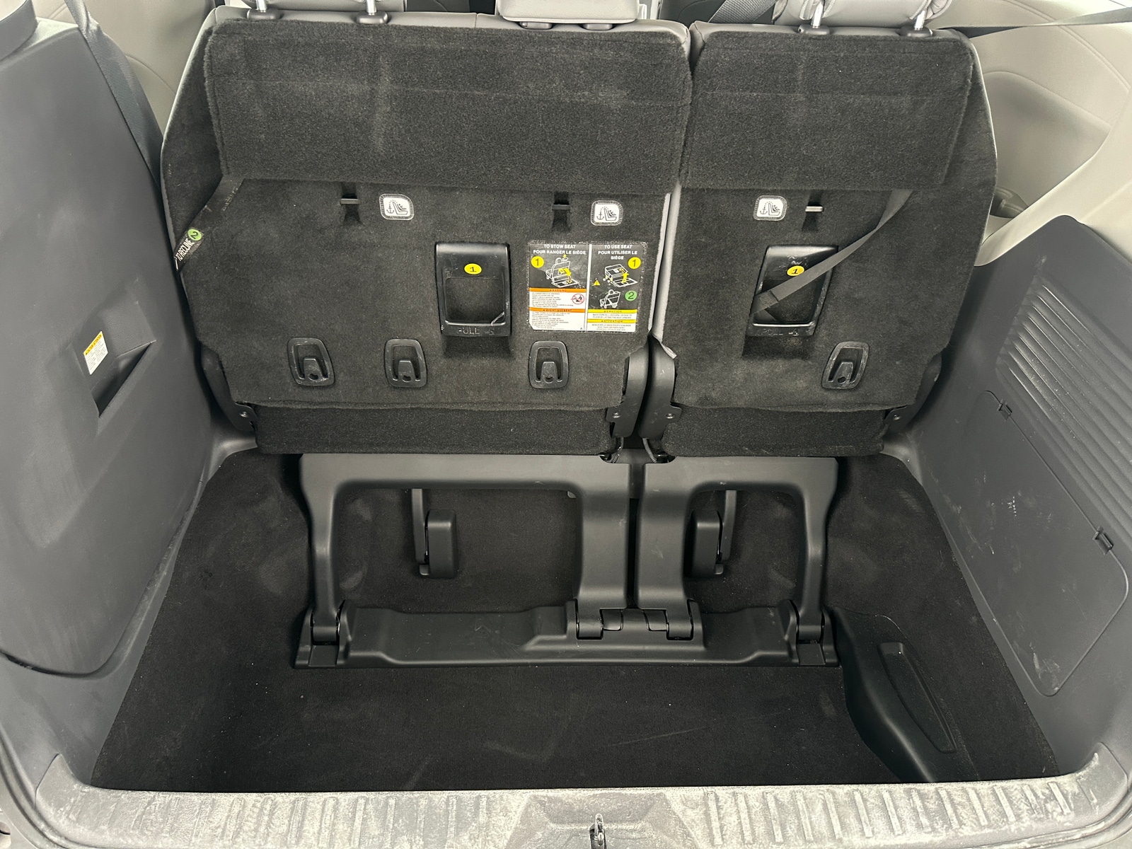 Thumbnail: 2021 Toyota Sienna - 6