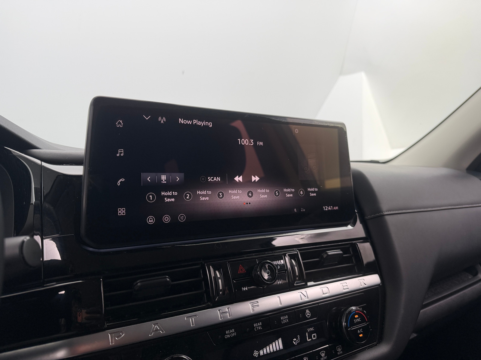 Thumbnail: 2026 Nissan Pathfinder - 3