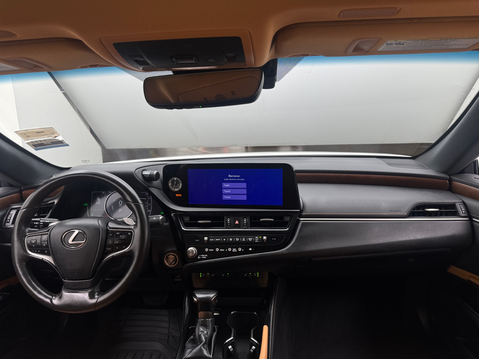 Thumbnail: 2025 Lexus ES - 2