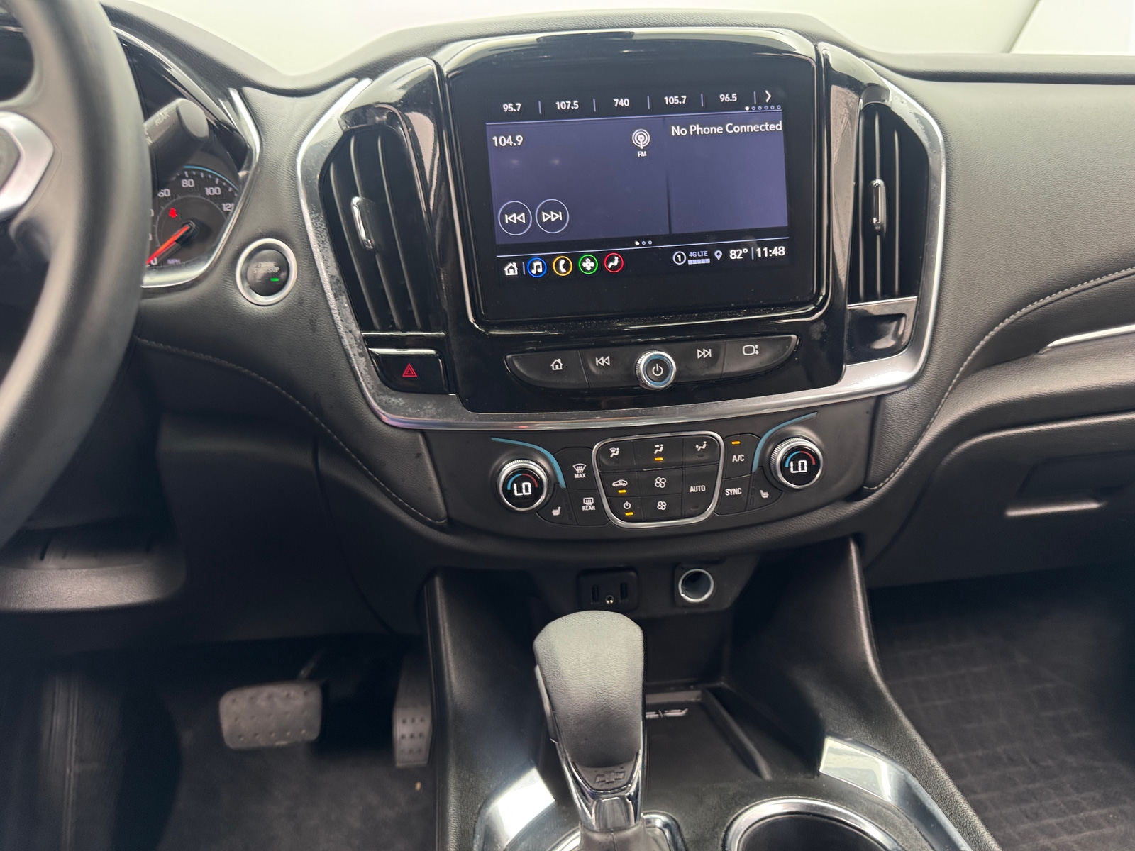 Thumbnail: 2023 Chevrolet Traverse - 4