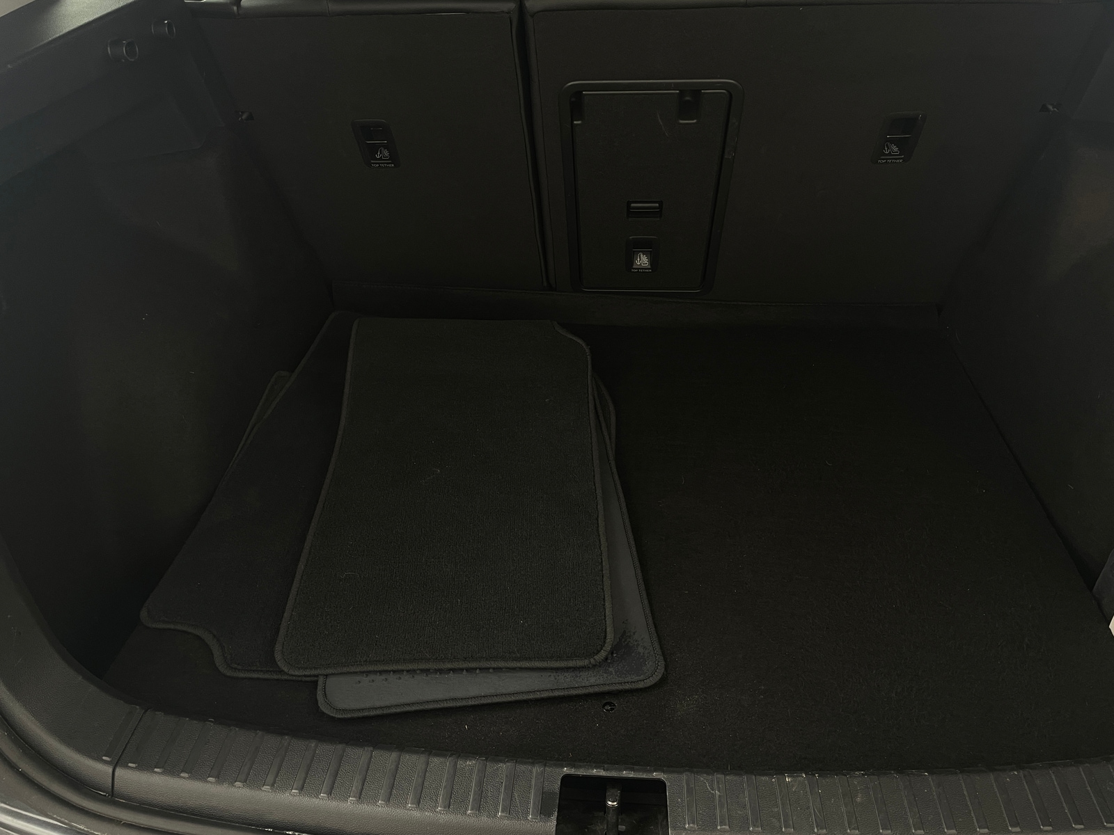 Thumbnail: 2023 Volkswagen Taos - 7