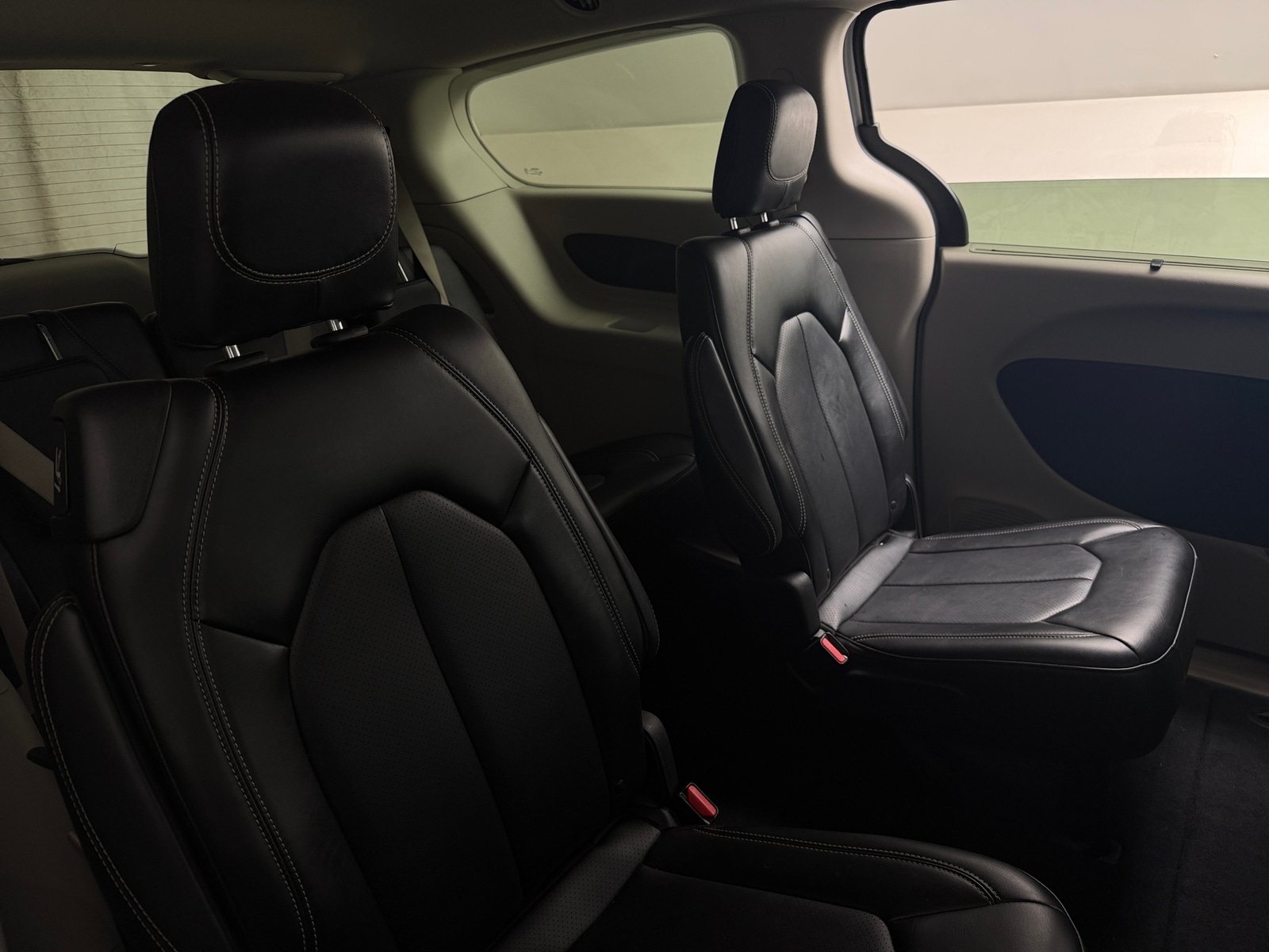Thumbnail: 2024 Chrysler Pacifica - 5