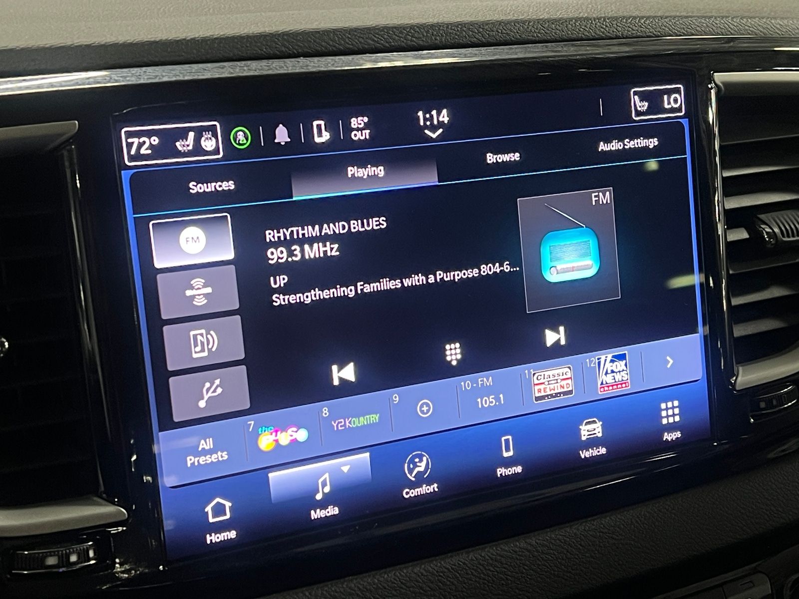 Thumbnail: 2024 Chrysler Pacifica - 3