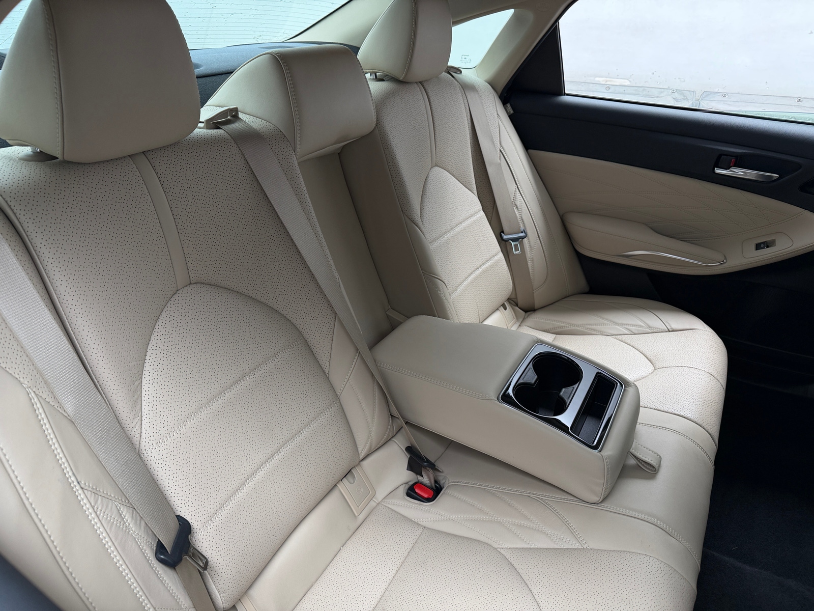 Thumbnail: 2020 Toyota Avalon - 6