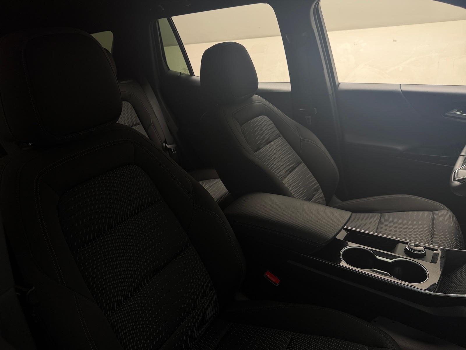Thumbnail: 2026 Chevrolet Equinox - 2