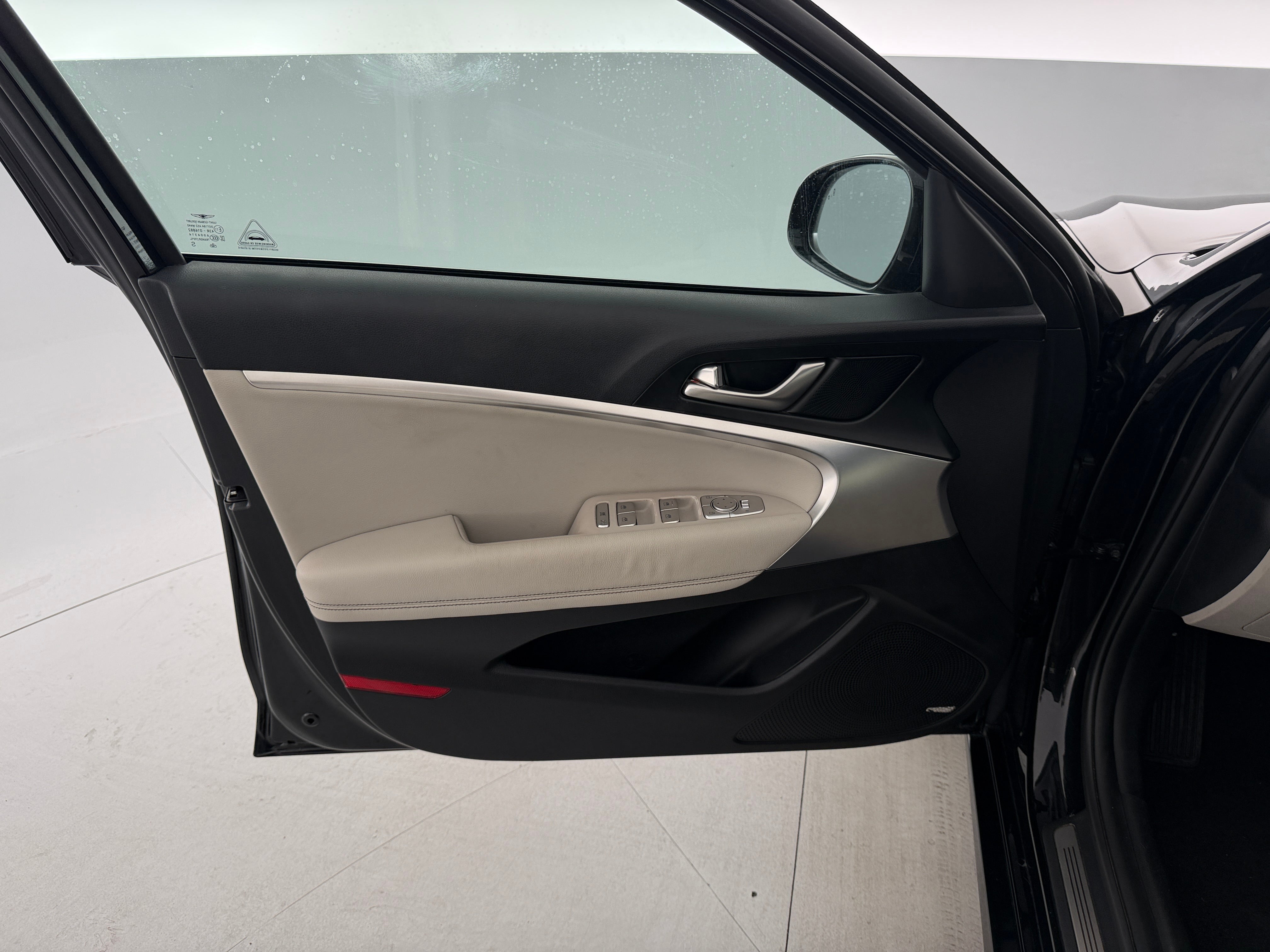 2020 GENESIS G70 Standard
