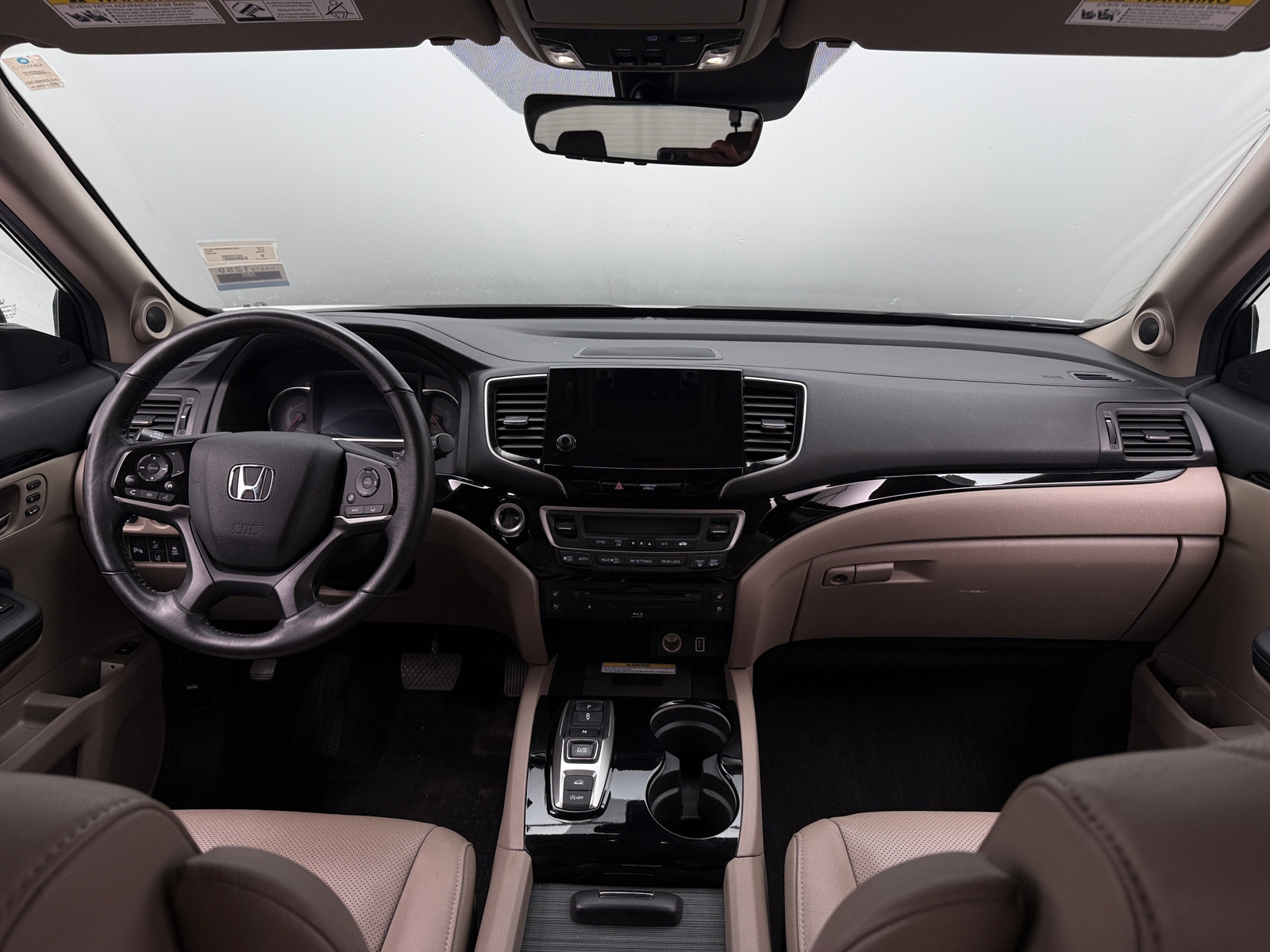 Thumbnail: 2019 Honda Pilot - 2