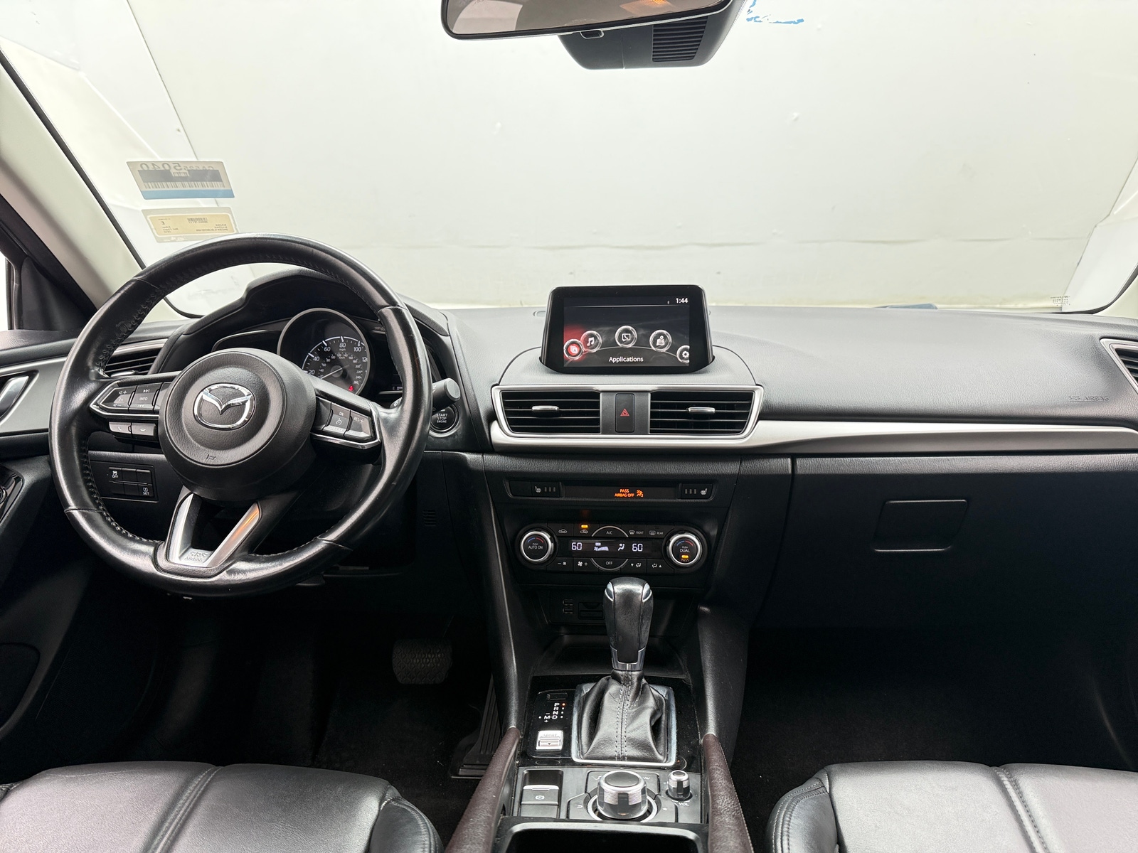 Thumbnail: 2018 Mazda Mazda3 - 2