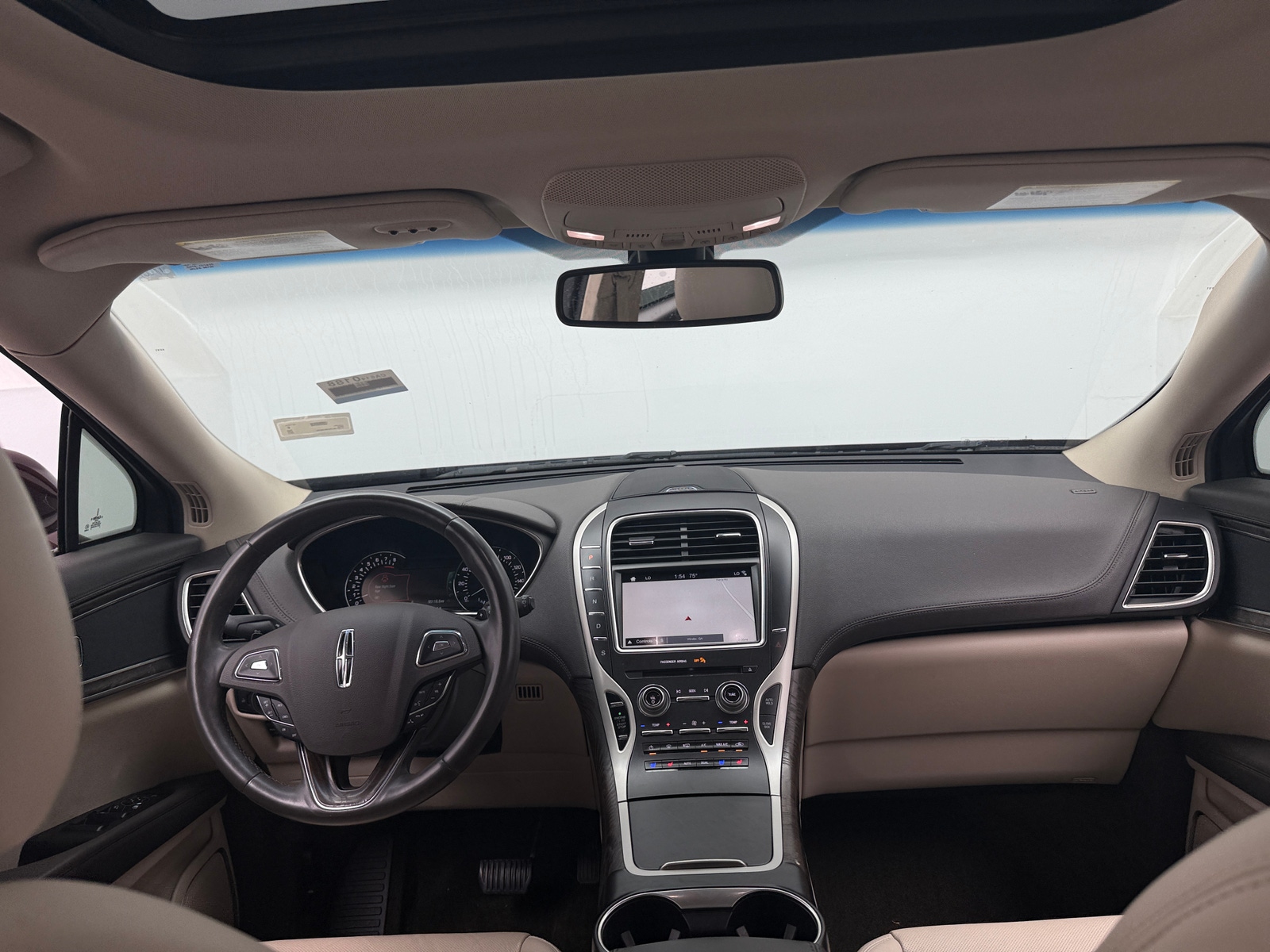 Thumbnail: 2017 Lincoln MKX - 2