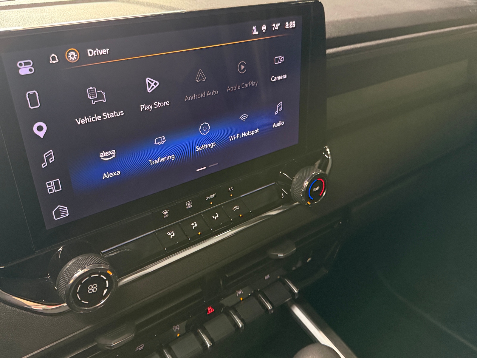 Thumbnail: 2025 Chevrolet Colorado - 4