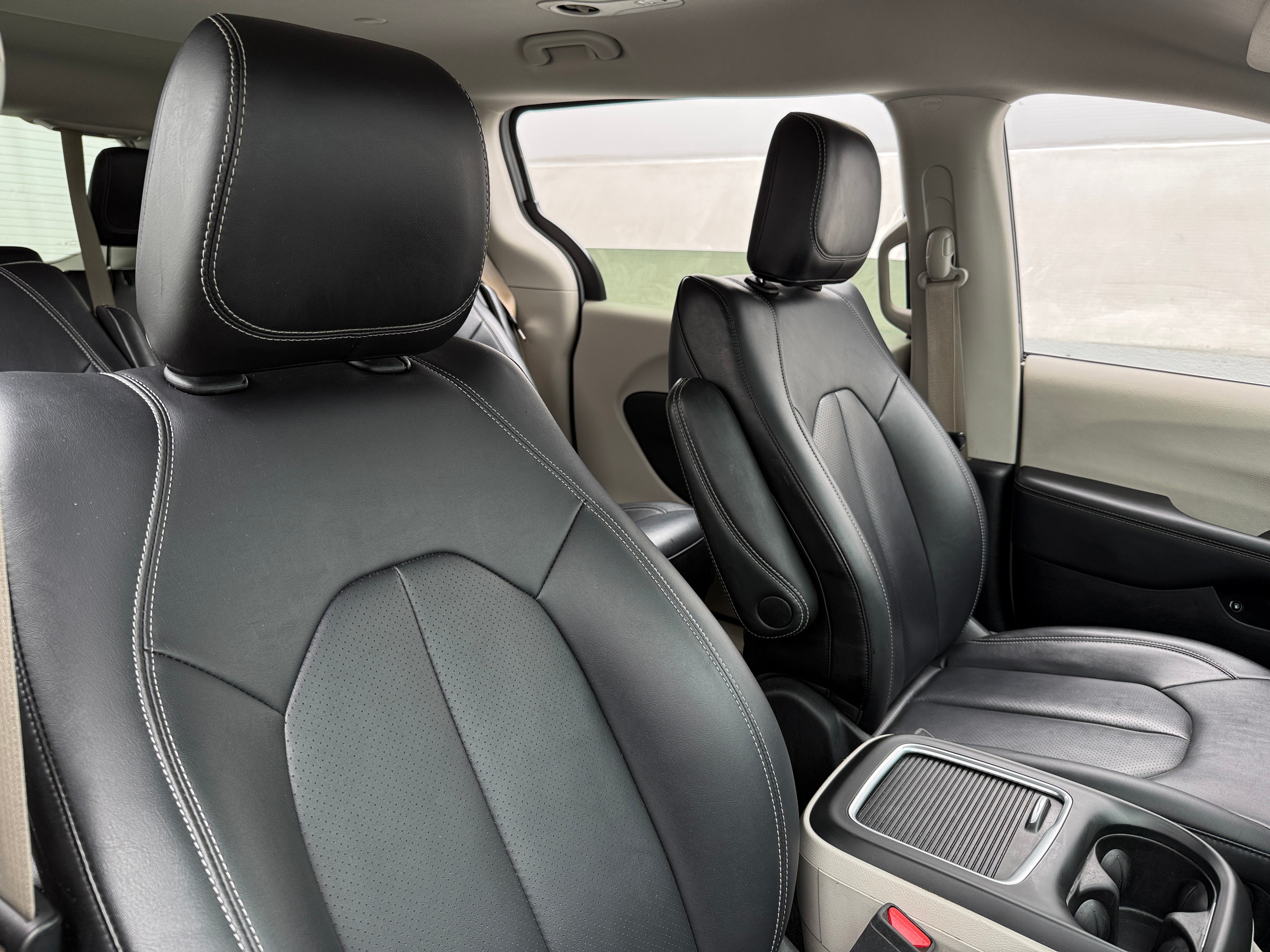 2024 Chrysler Pacifica PHEV