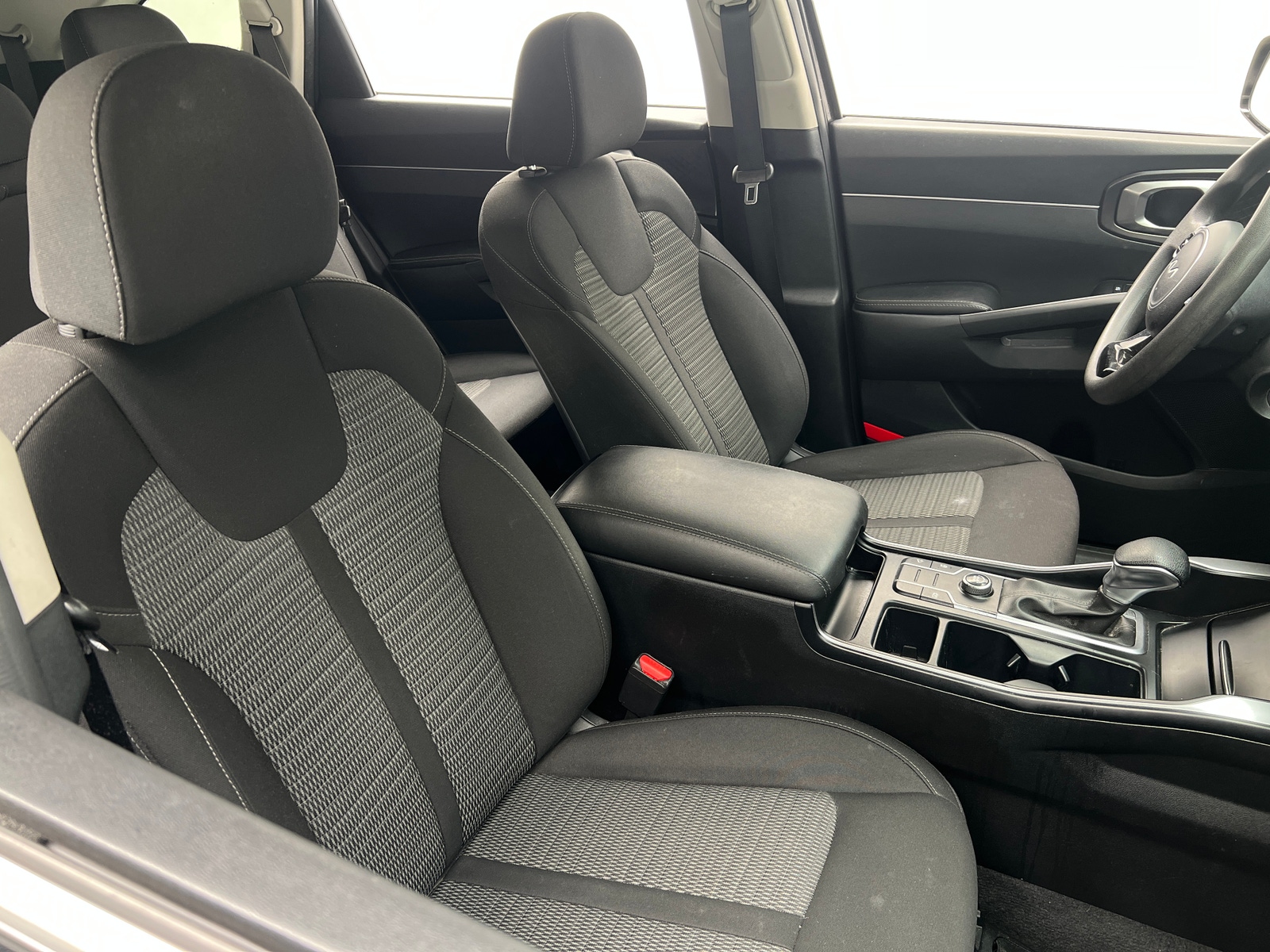 Thumbnail: 2023 Kia Sorento - 2