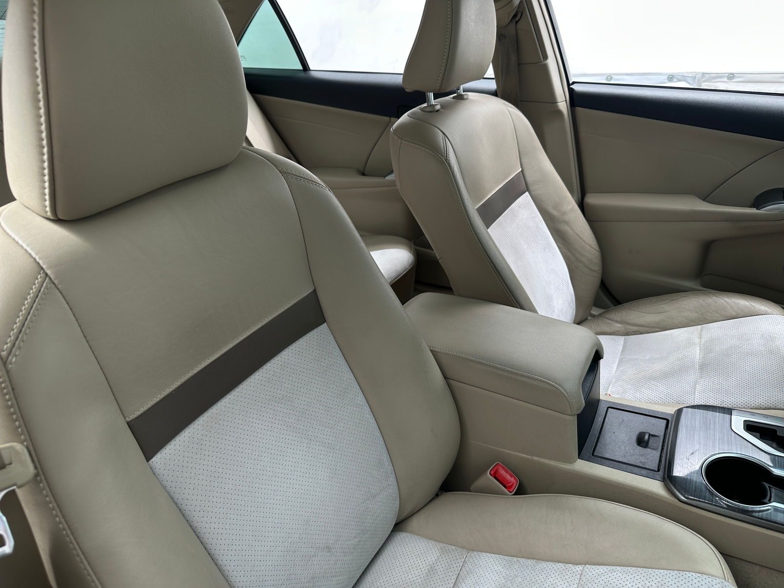 Thumbnail: 2014 Toyota Camry - 2