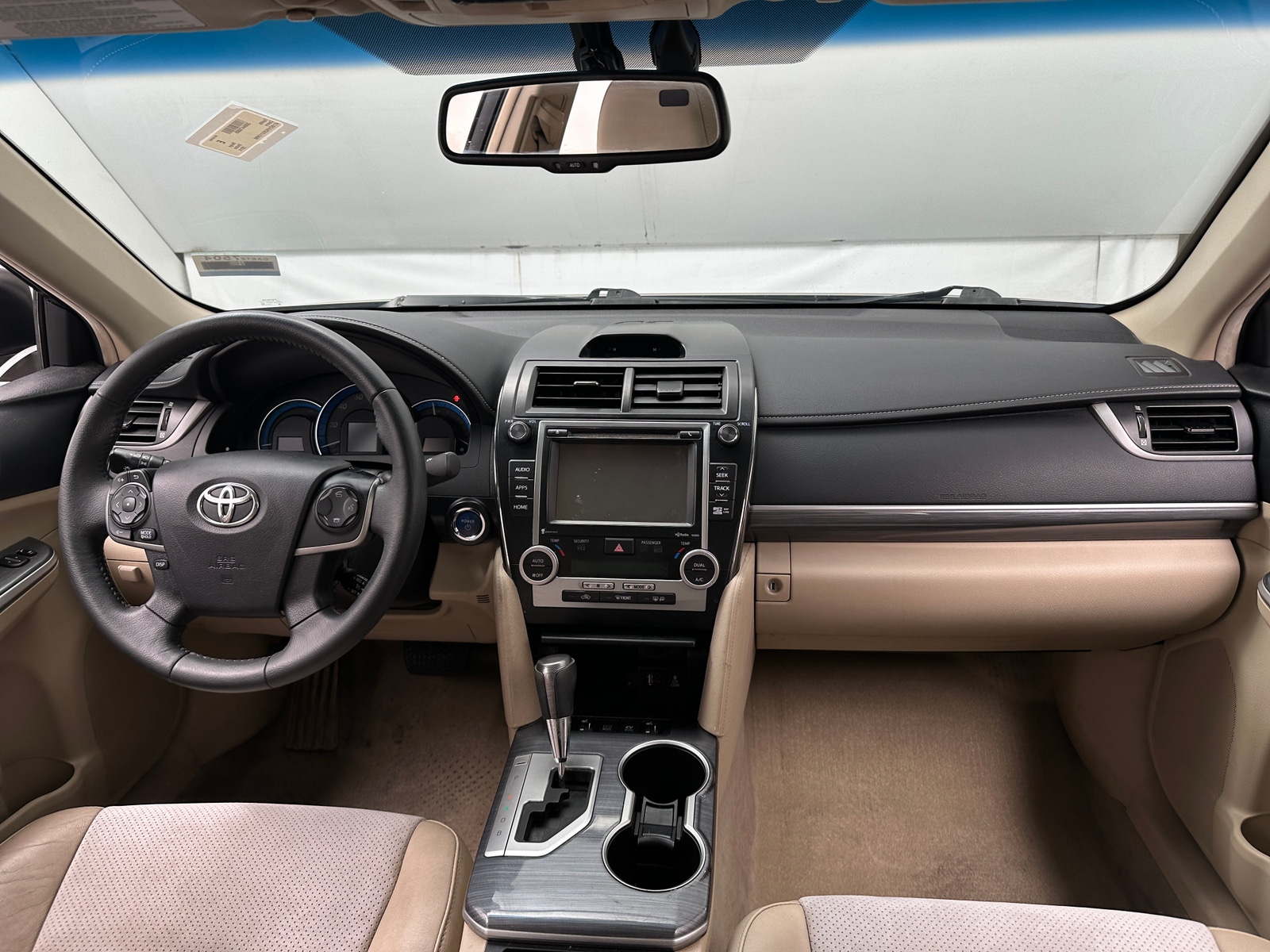 Thumbnail: 2014 Toyota Camry - 3