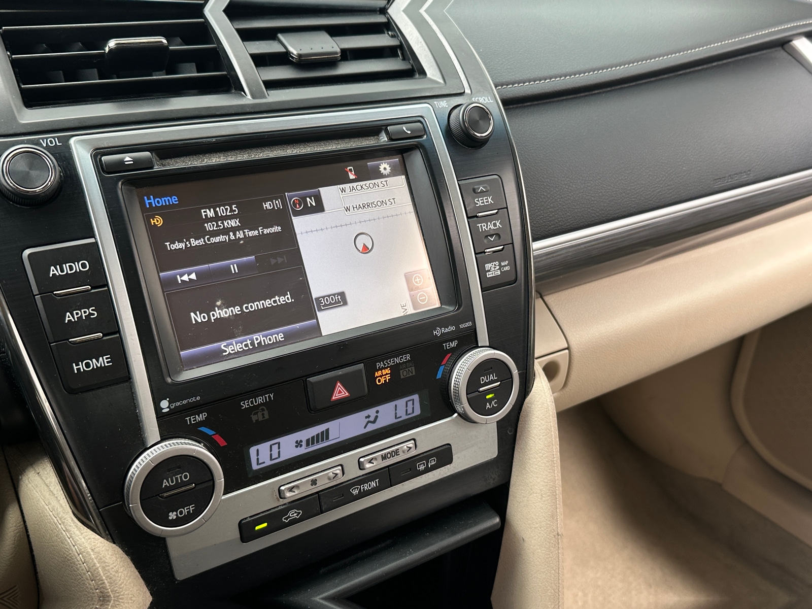 Thumbnail: 2014 Toyota Camry - 4