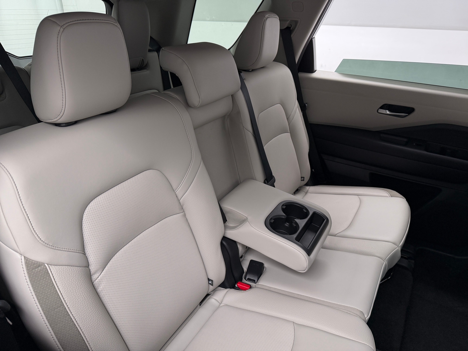 Thumbnail: 2026 Nissan Pathfinder - 5