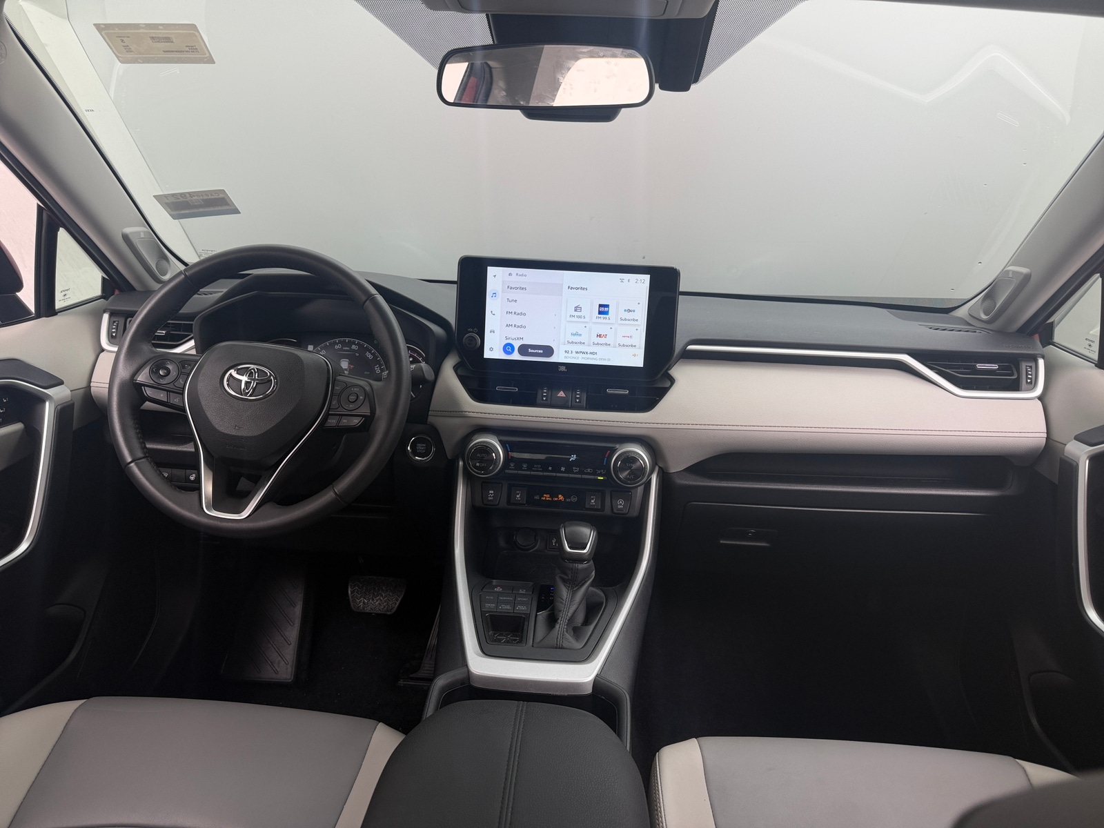Thumbnail: 2025 Toyota RAV4 - 2