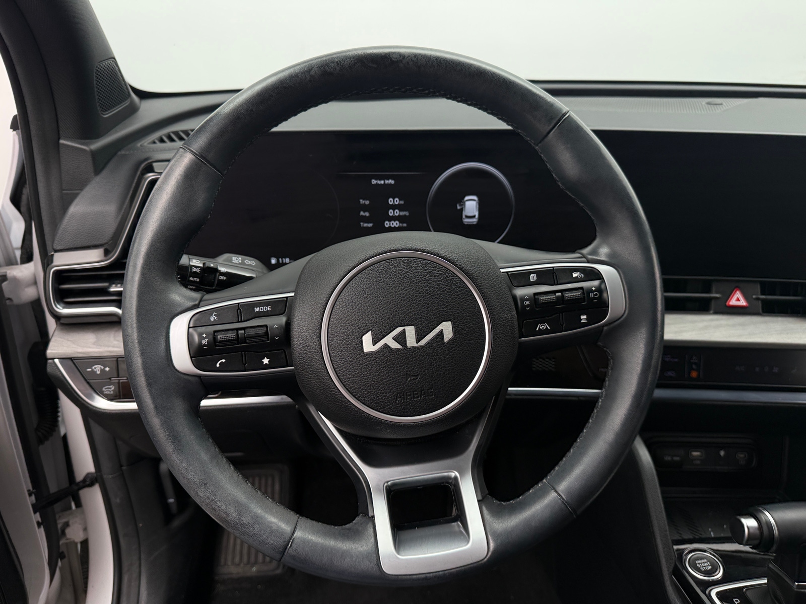 Thumbnail: 2023 Kia Sportage - 4