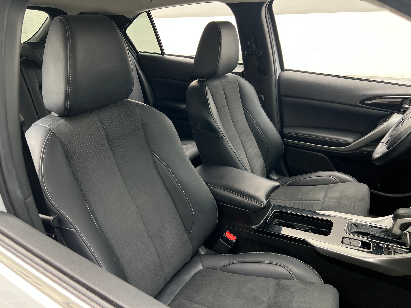 Thumbnail: 2022 Mitsubishi Eclipse Cross - 2