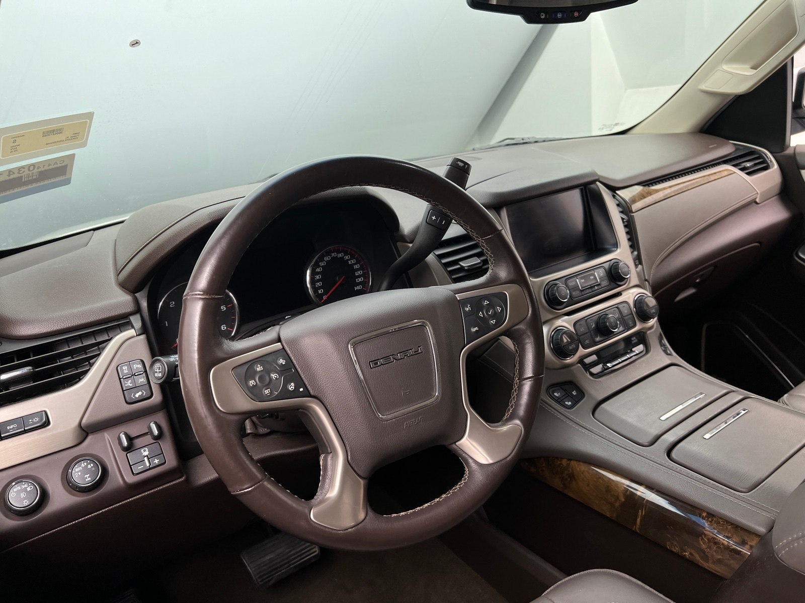 Thumbnail: 2016 GMC Yukon XL - 4