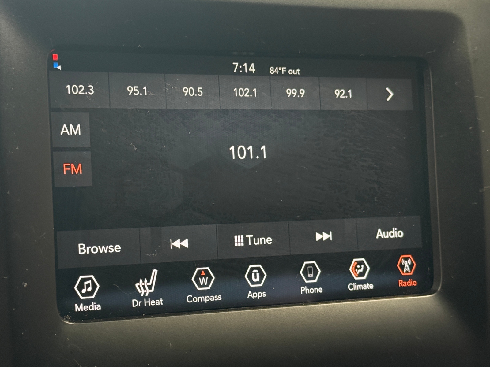 Thumbnail: 2019 Jeep Cherokee - 4