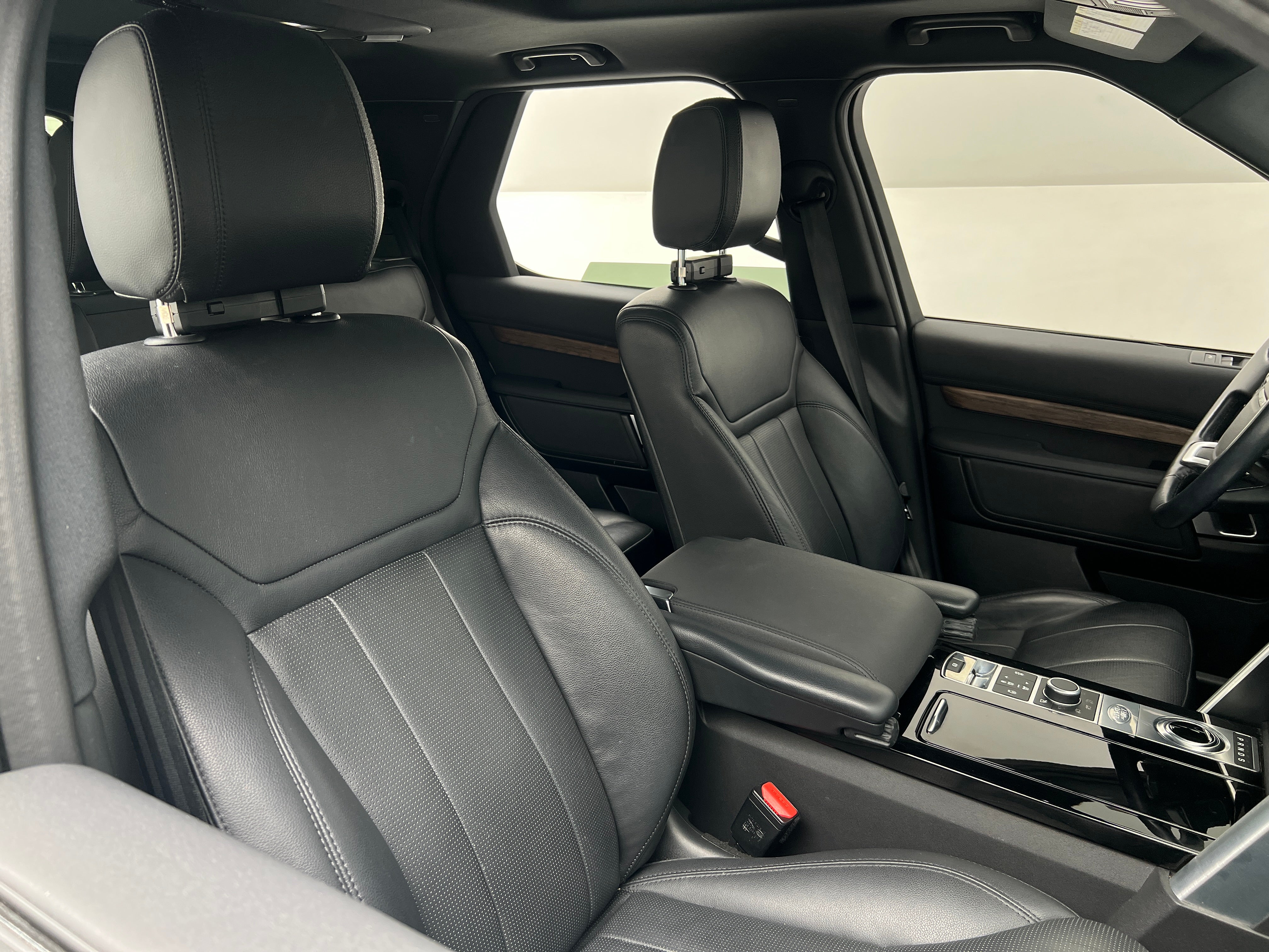 2020 Land Rover Discovery