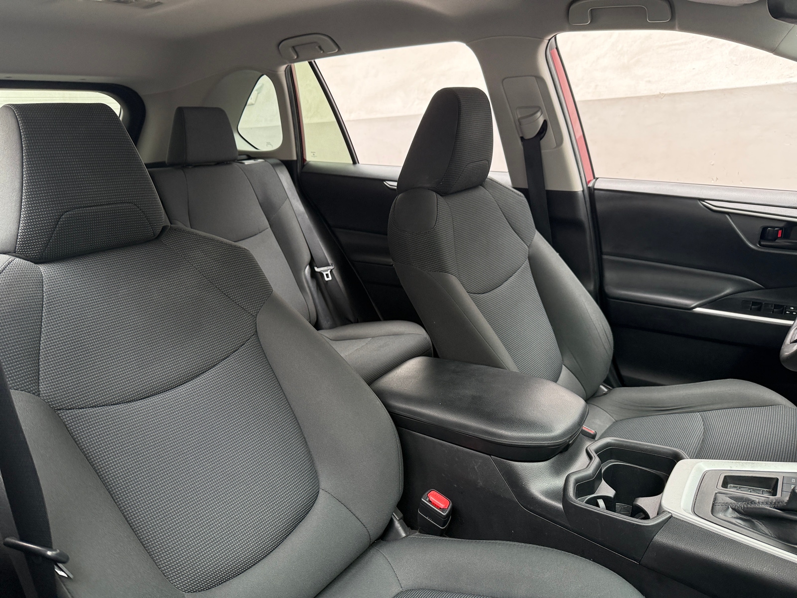 Thumbnail: 2020 Toyota RAV4 - 2