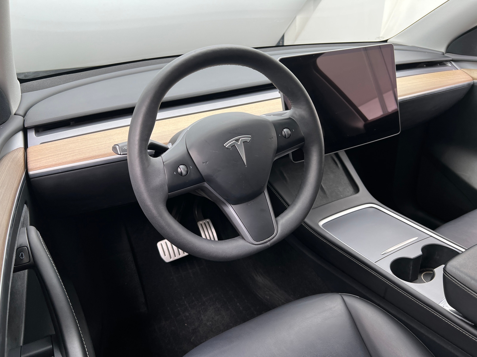 Thumbnail: 2023 Tesla Model Y - 4