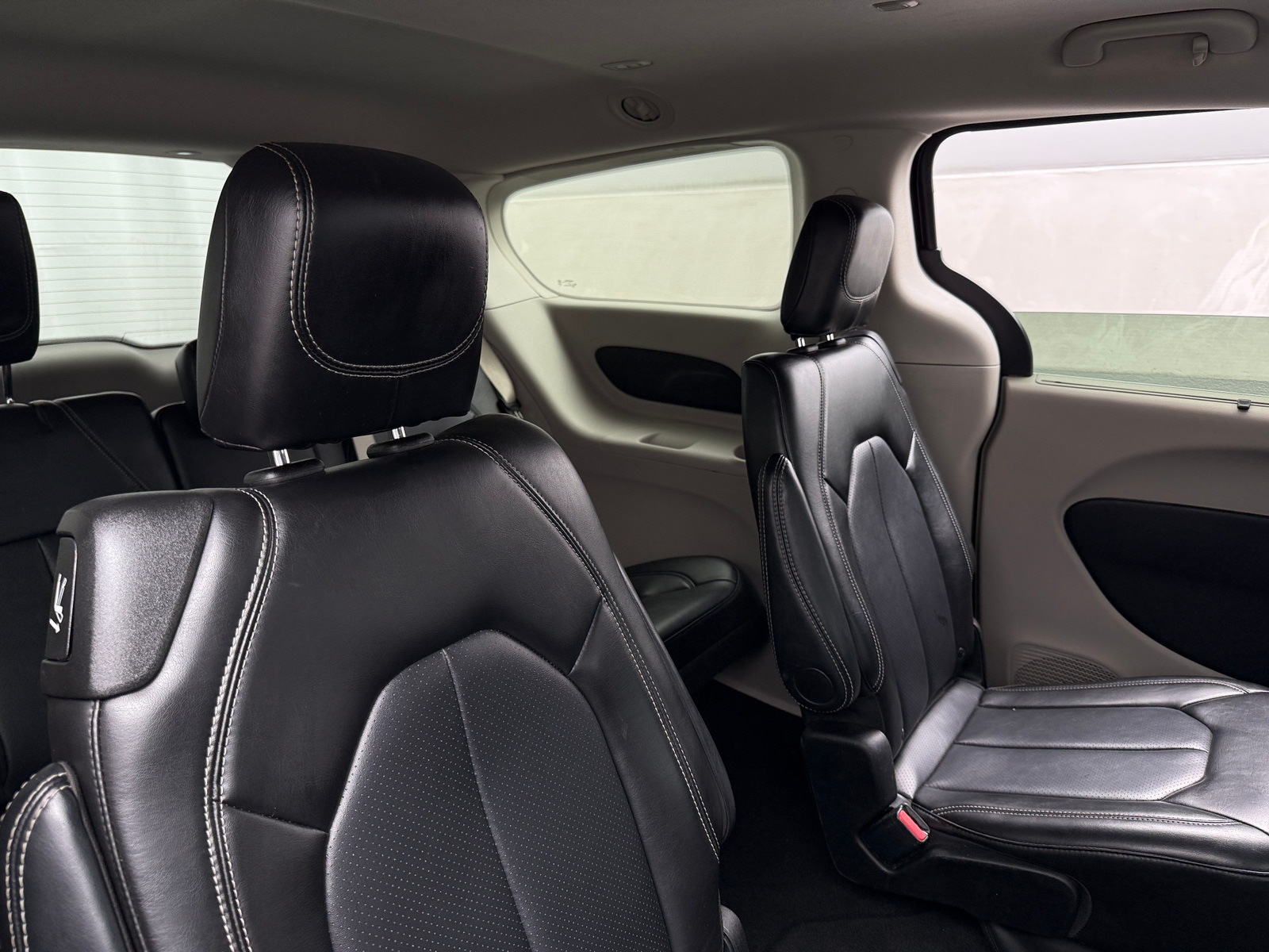 Thumbnail: 2024 Chrysler Pacifica - 5