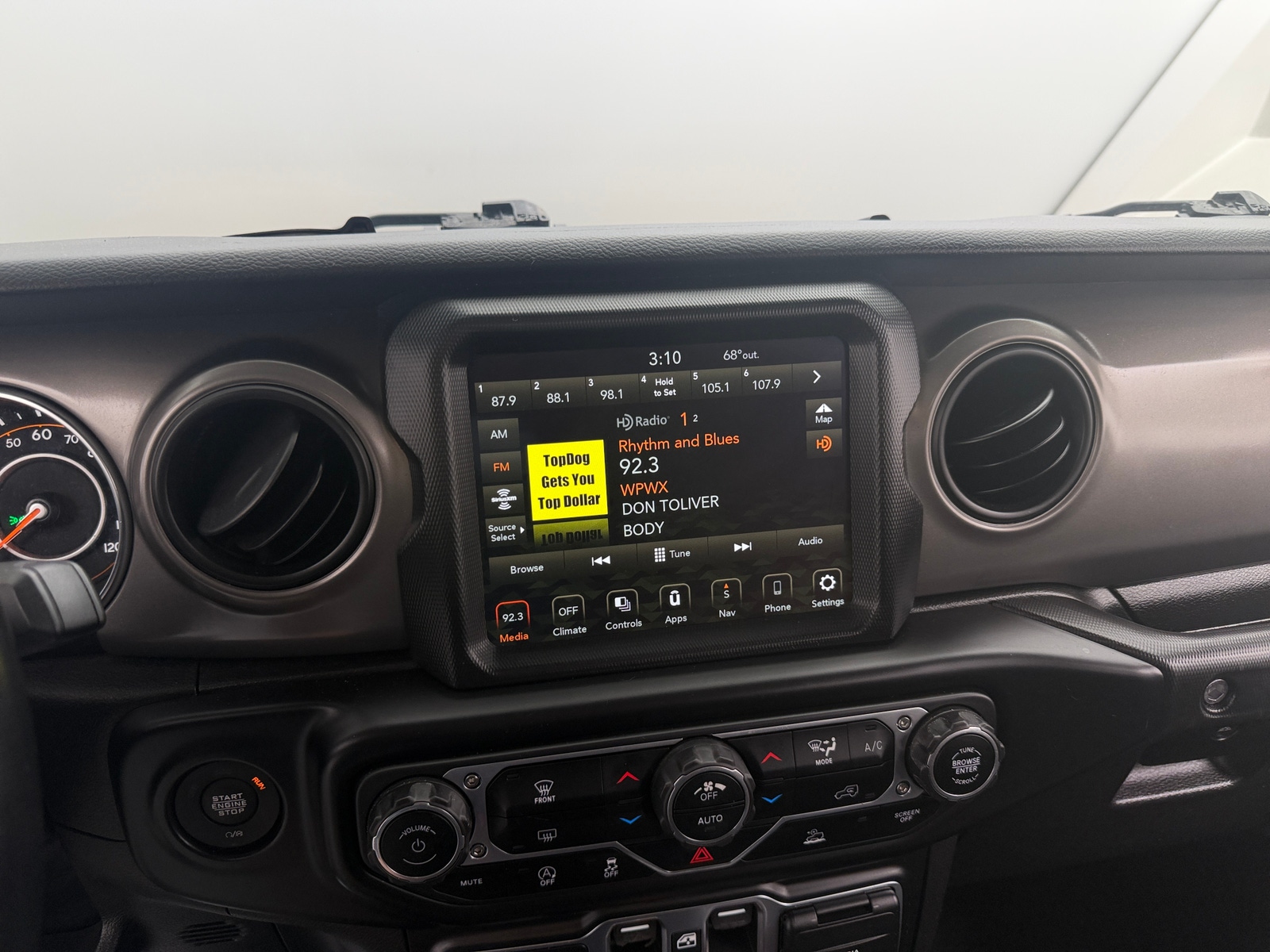 Thumbnail: 2022 Jeep Wrangler - 4