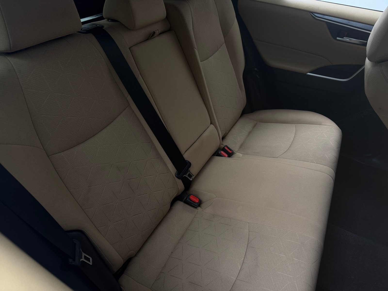 Thumbnail: 2019 Toyota RAV4 - 6