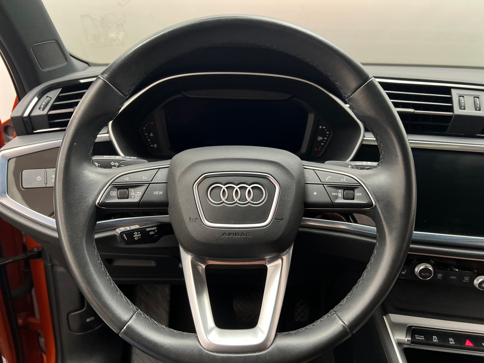 Thumbnail: 2025 Audi Q3 - 4