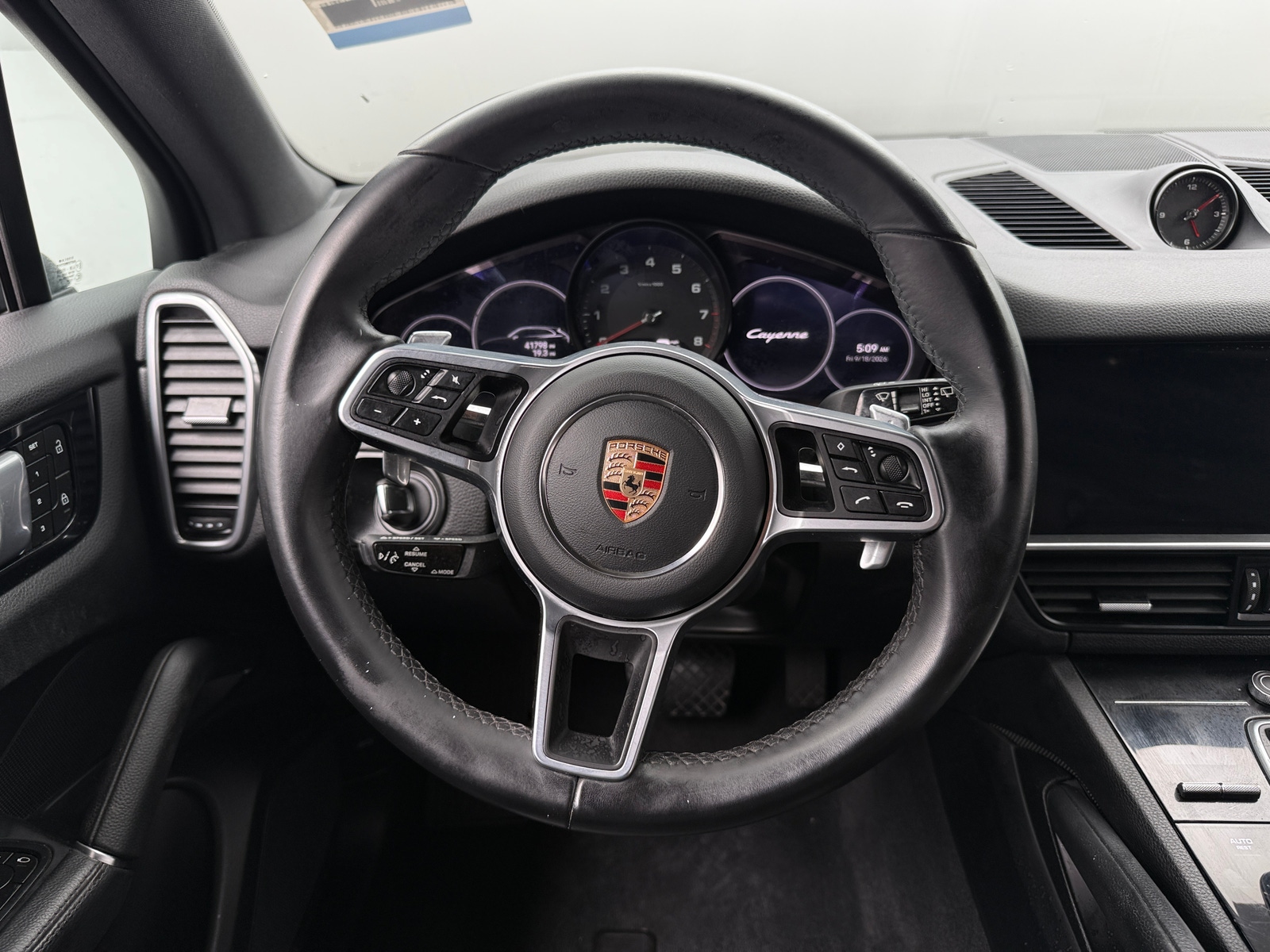 Thumbnail: 2023 Porsche Cayenne - 5