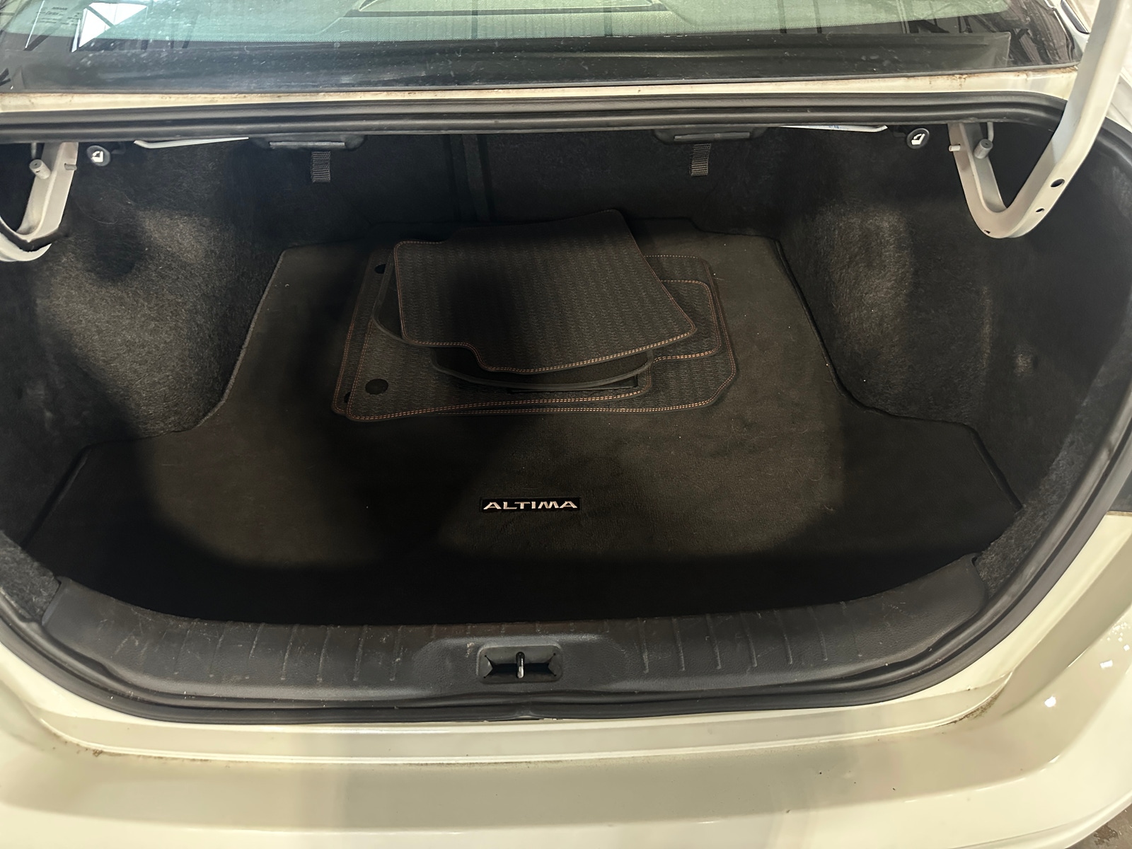 Thumbnail: 2019 Nissan Altima - 6