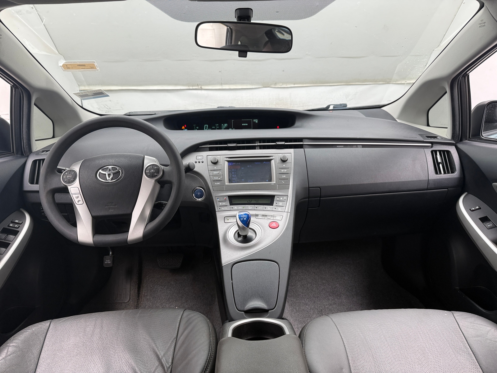 Thumbnail: 2015 Toyota Prius - 3