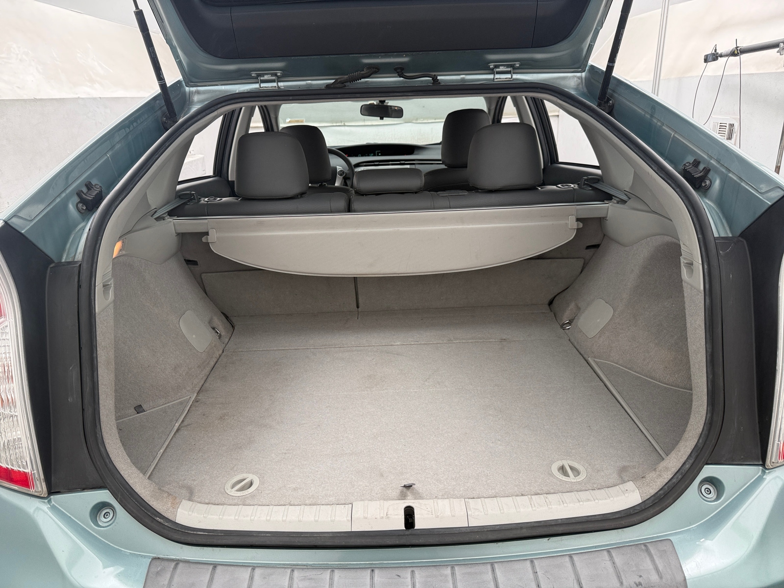 Thumbnail: 2015 Toyota Prius - 7